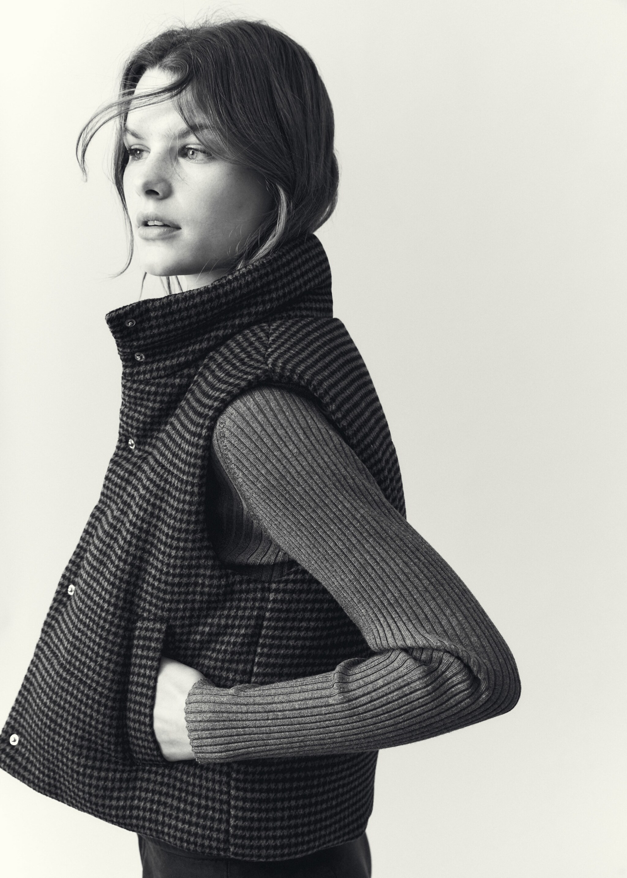 Houndstooth gilet - Details of the article 5