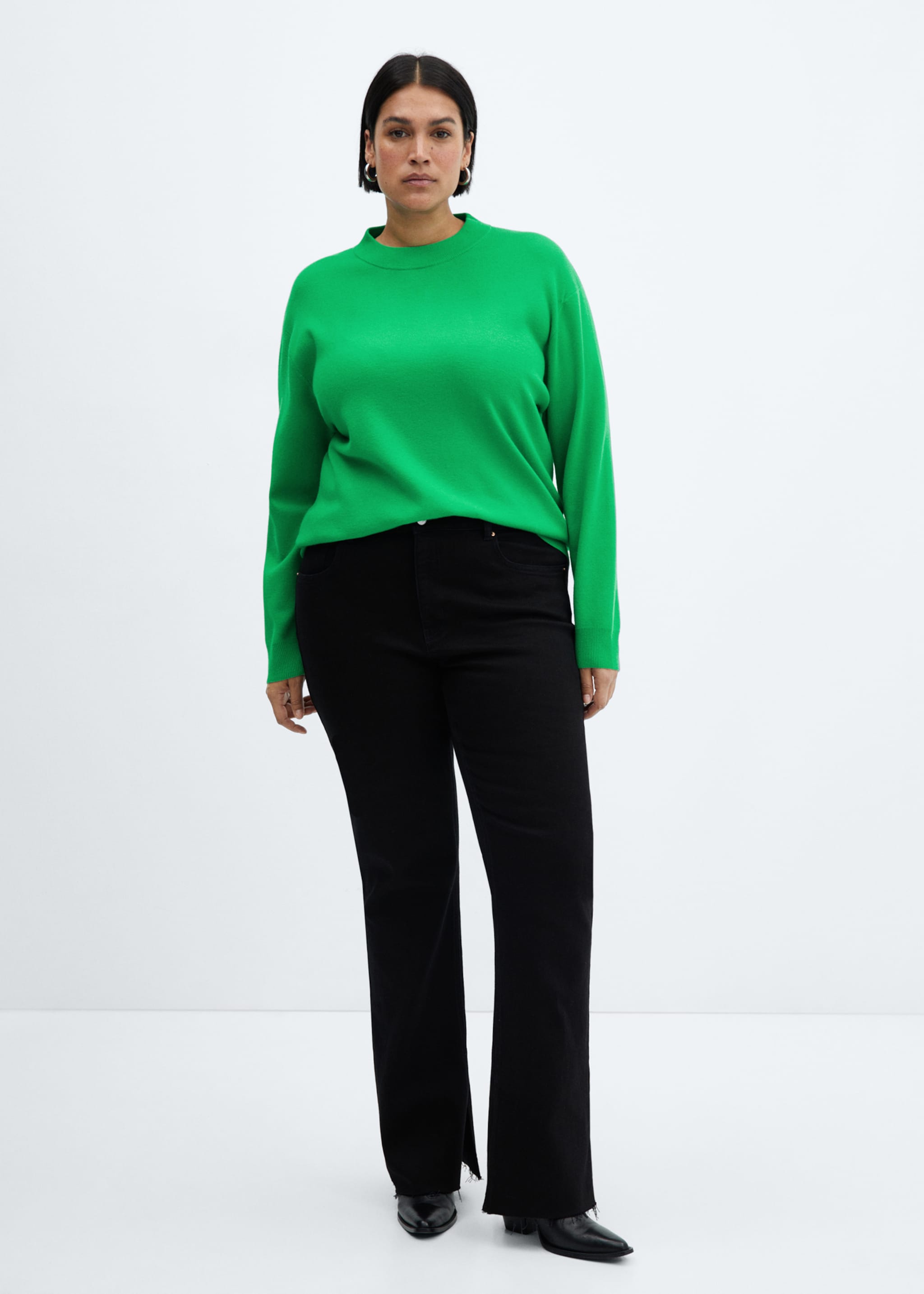 Round-neck knitted sweater - Details of the article 3, Green. Ref: 67033269-00.
