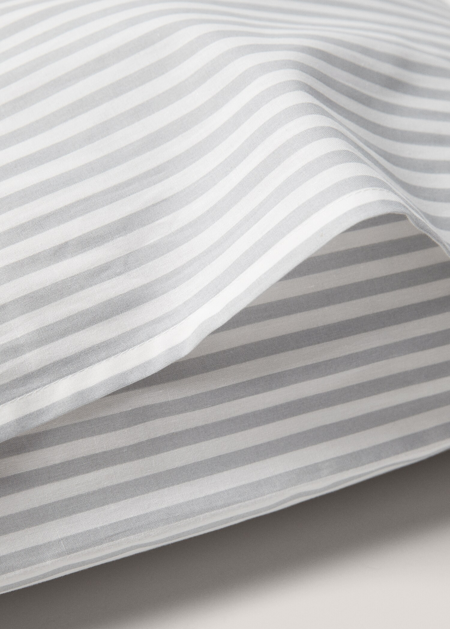 Strips cotton pillowcase 50X75cm - Details of the article 2