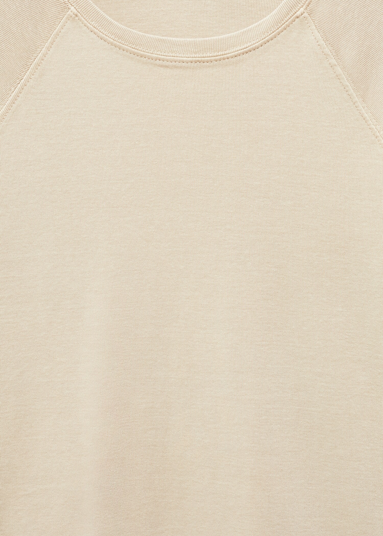 Washed round-neck t-shirt - Details of the article 8