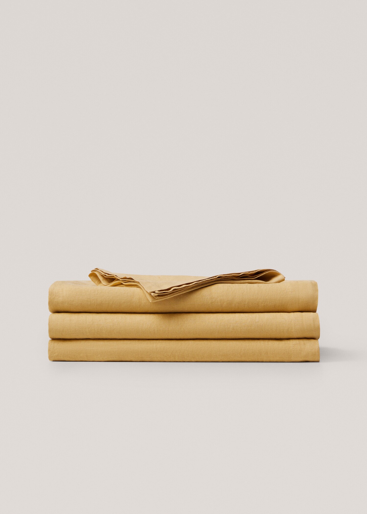 100% linen tablecloth with quilted details 170x250cm - Article without model