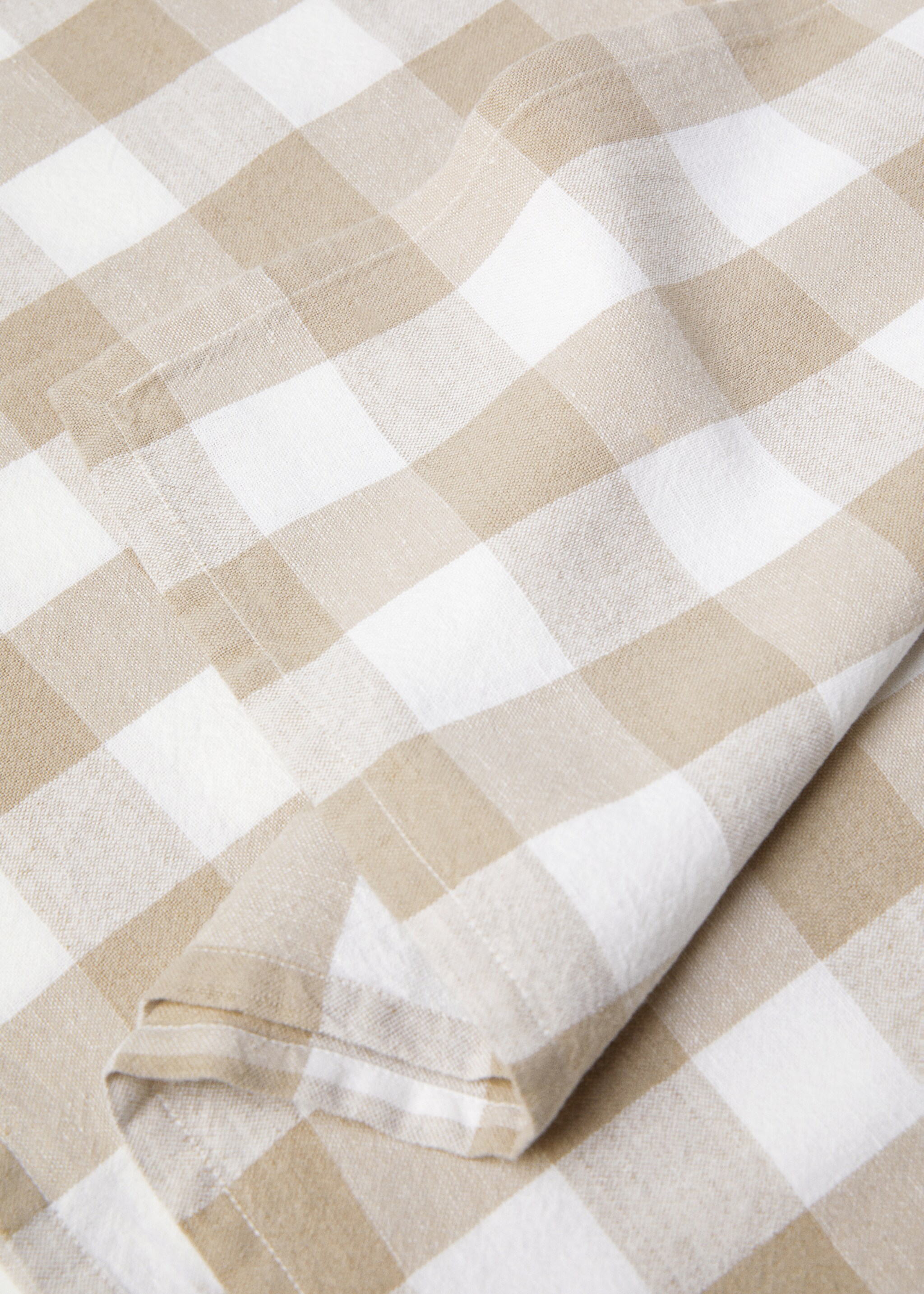 Duk i bomull og lin i vichy-ruter, 150x150cm - Artikkeldetalj 1, Beige. Ref: 67034039-00.