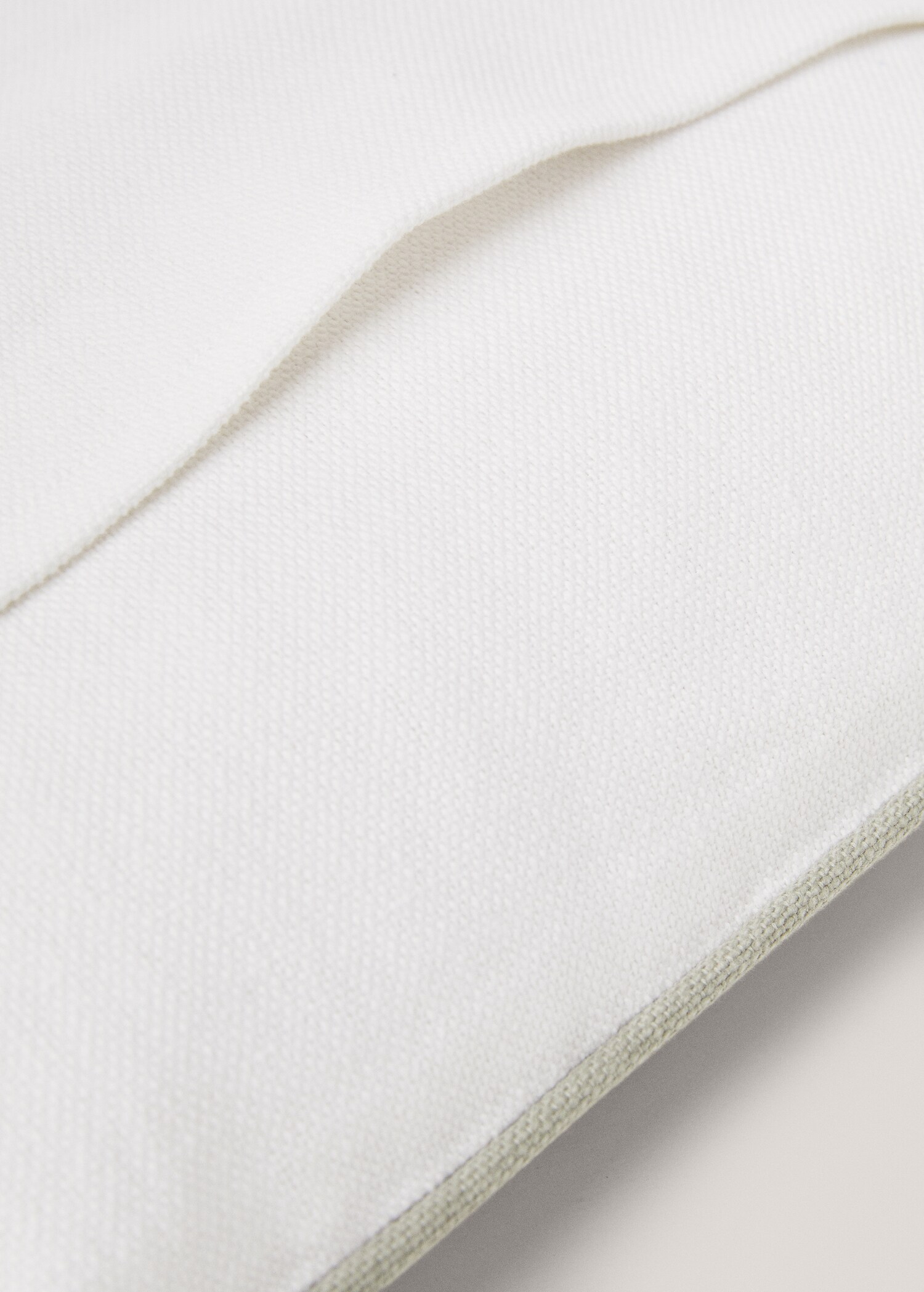 Cushion cover with contrasting trim 45x45cm - Details of the article 2