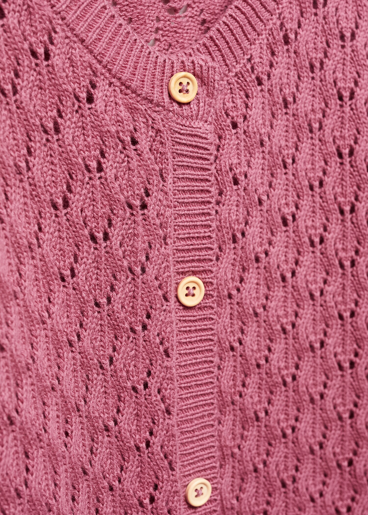 Strickjacke mit Knöpfen - Detail des Artikels 8