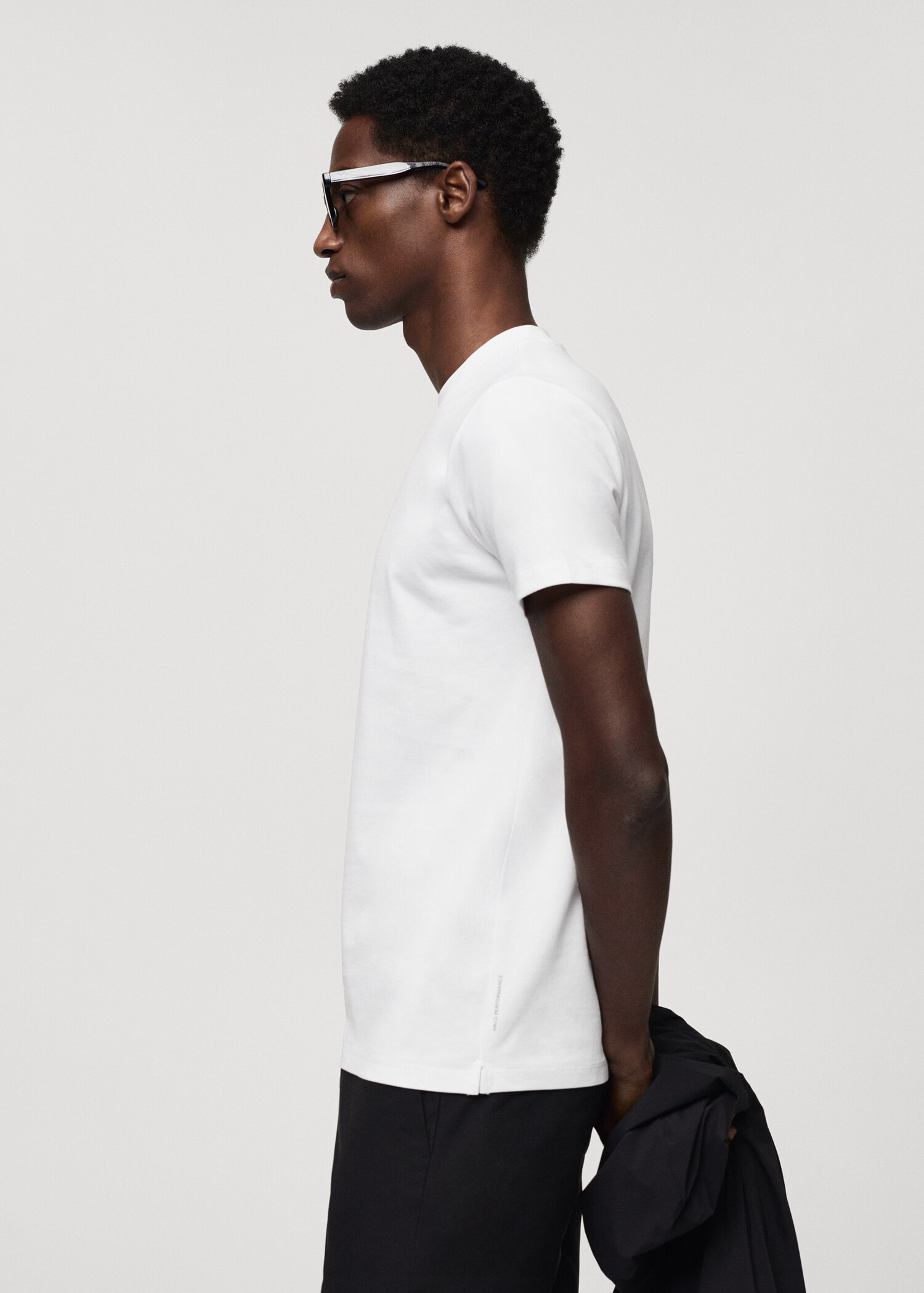 Ademend T-shirt met microstructuur - Detail van het artikel 2