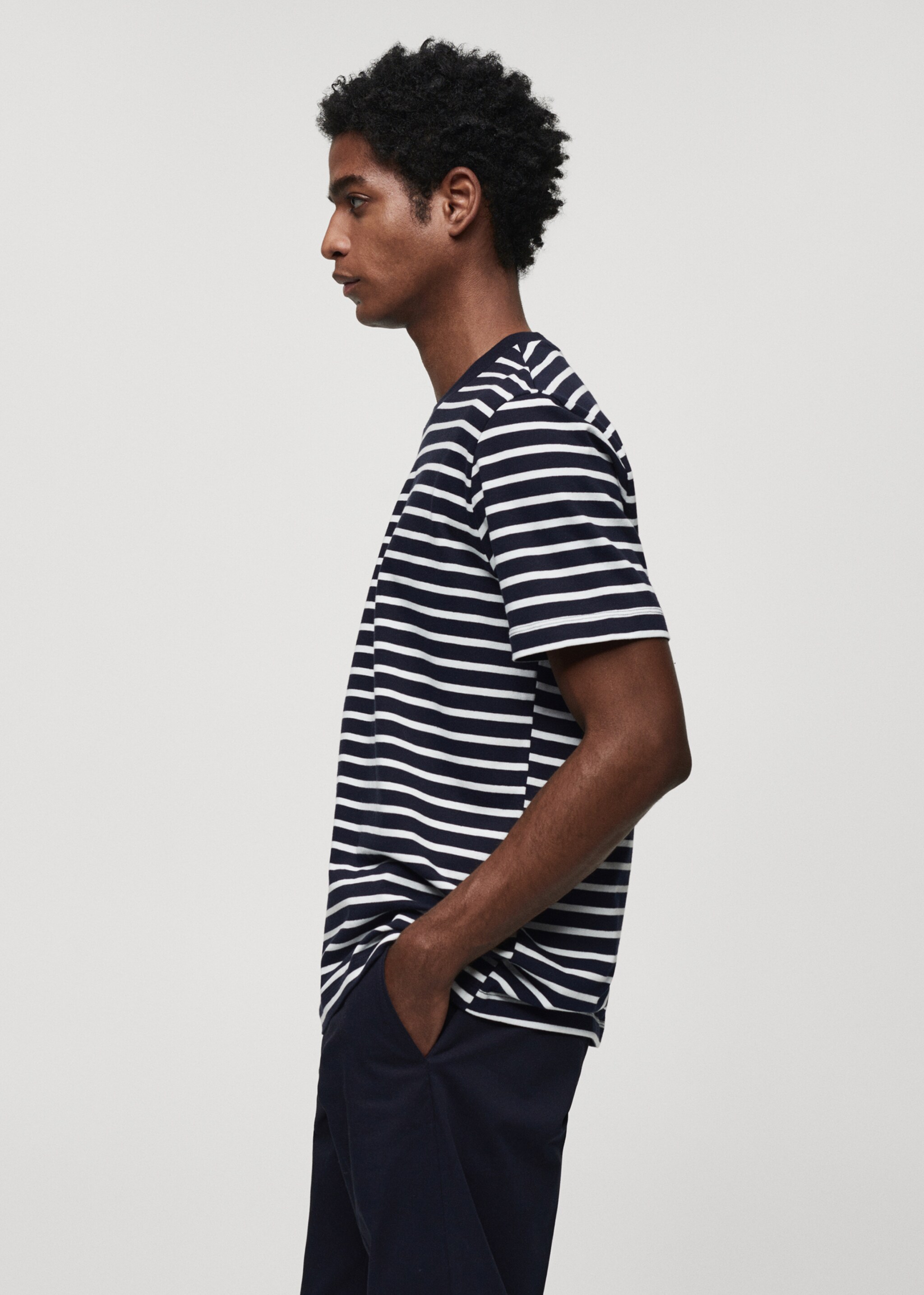 Striped cotton T-shirt - Details of the article 2