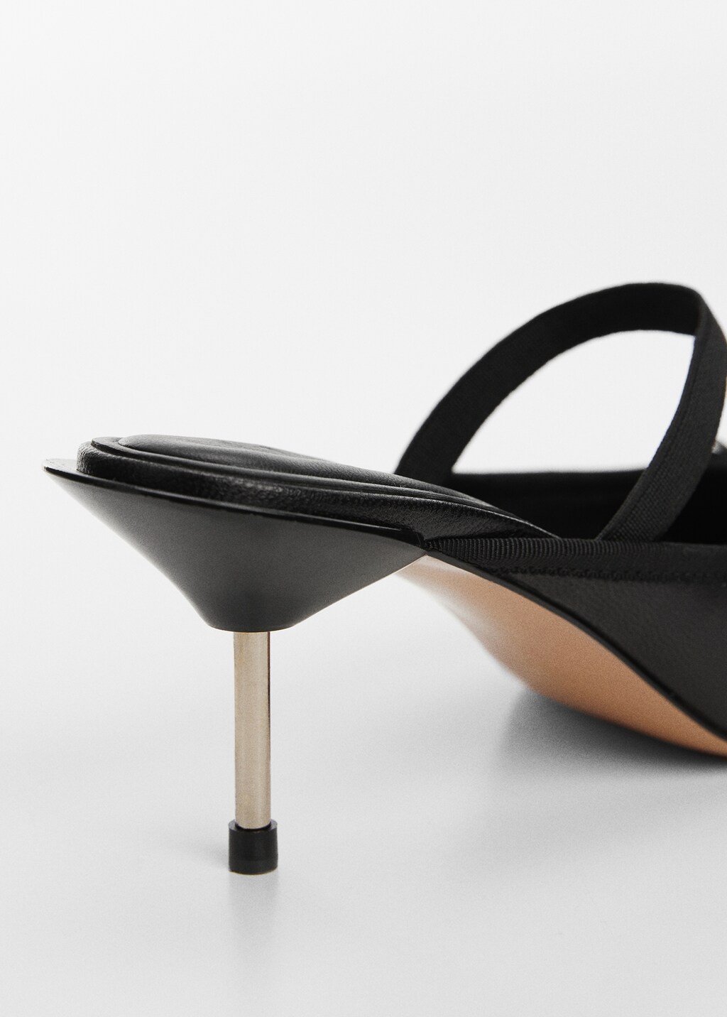 Leather ballet flats with metallic heel - Women | MANGO