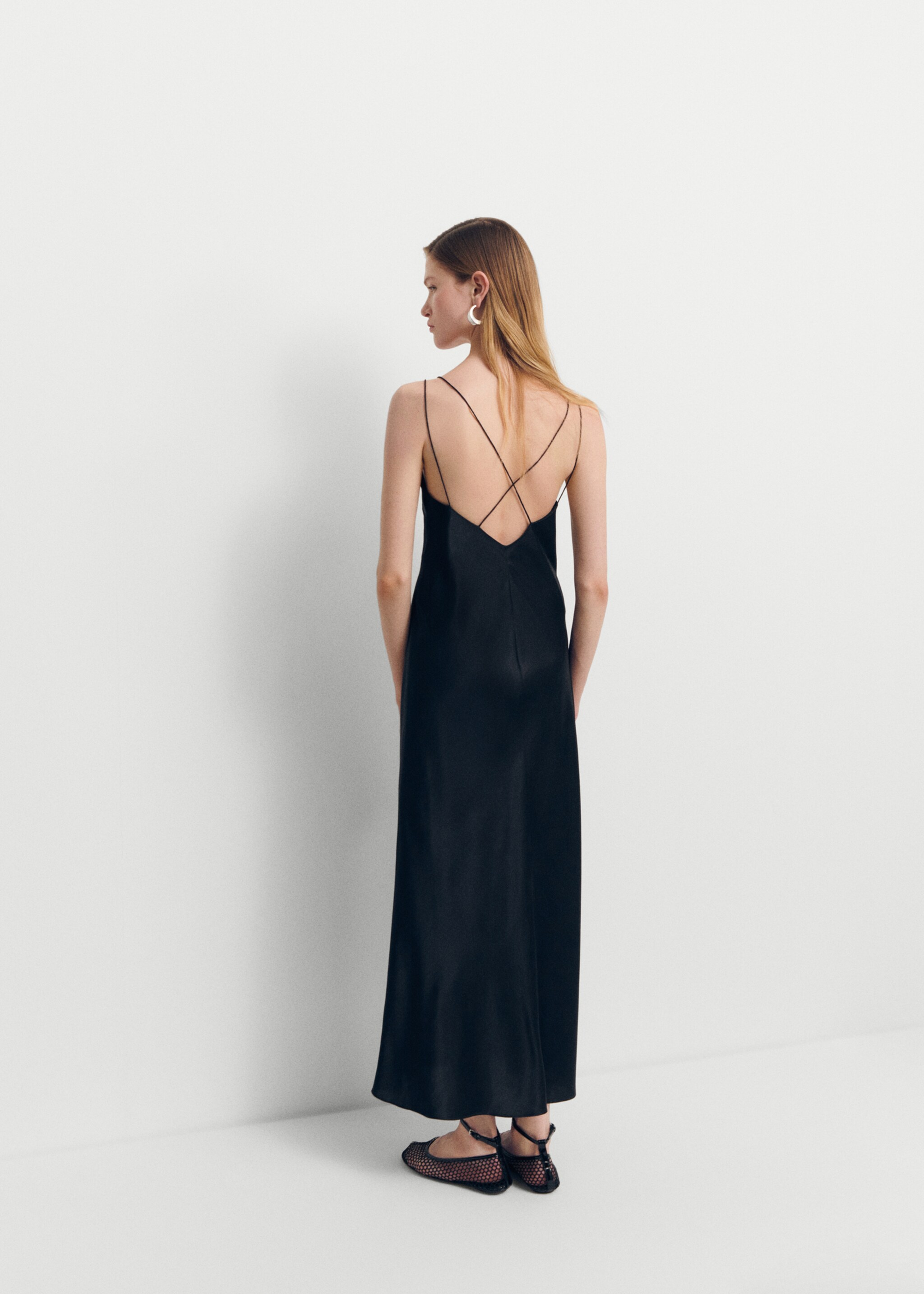 Vestido lencero seda - Reverso del artículo, Negro. Ref: 67034789-00.
