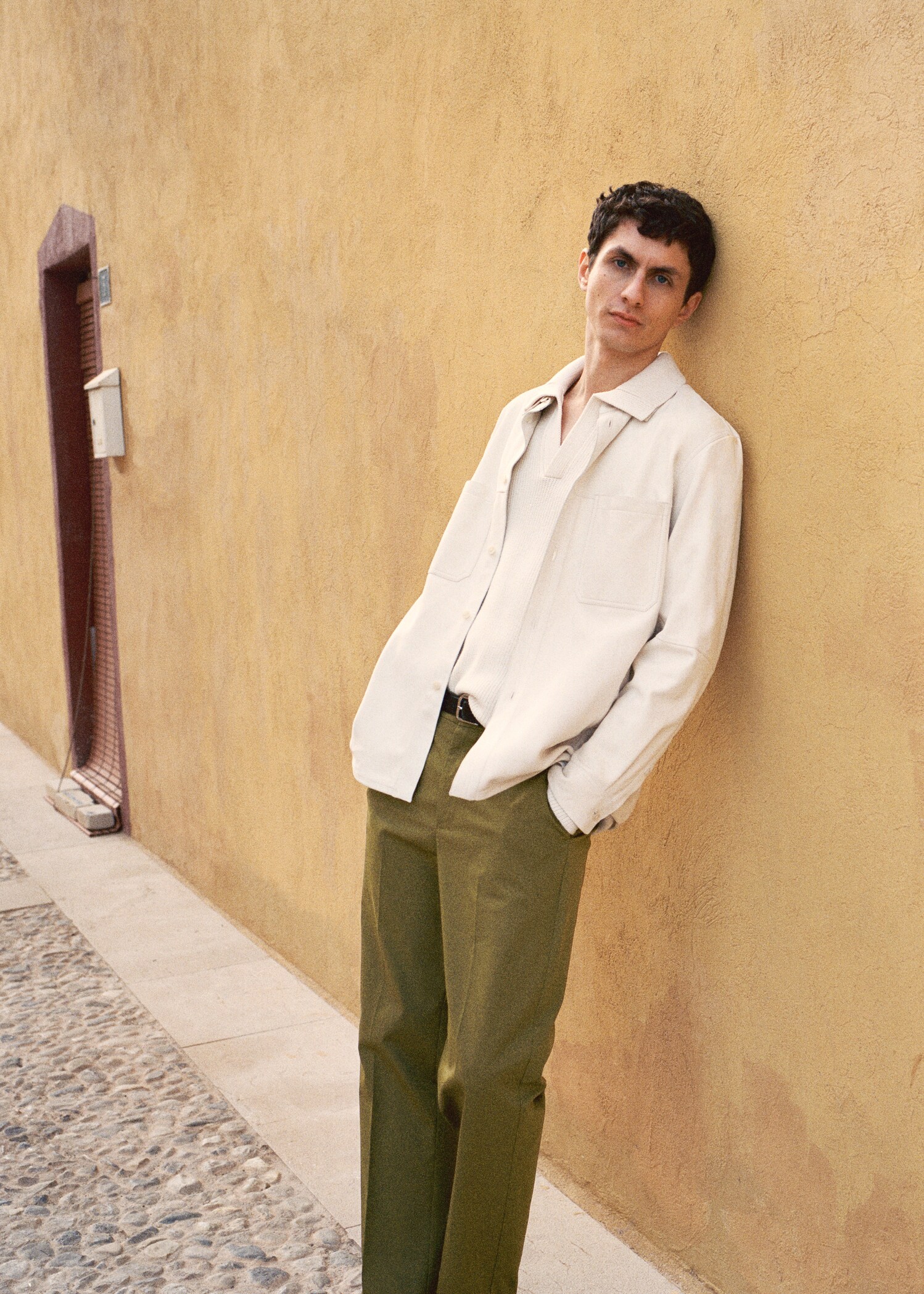 Straight-Fit-Baumwollhose mit Umschlag - Detail des Artikels 5