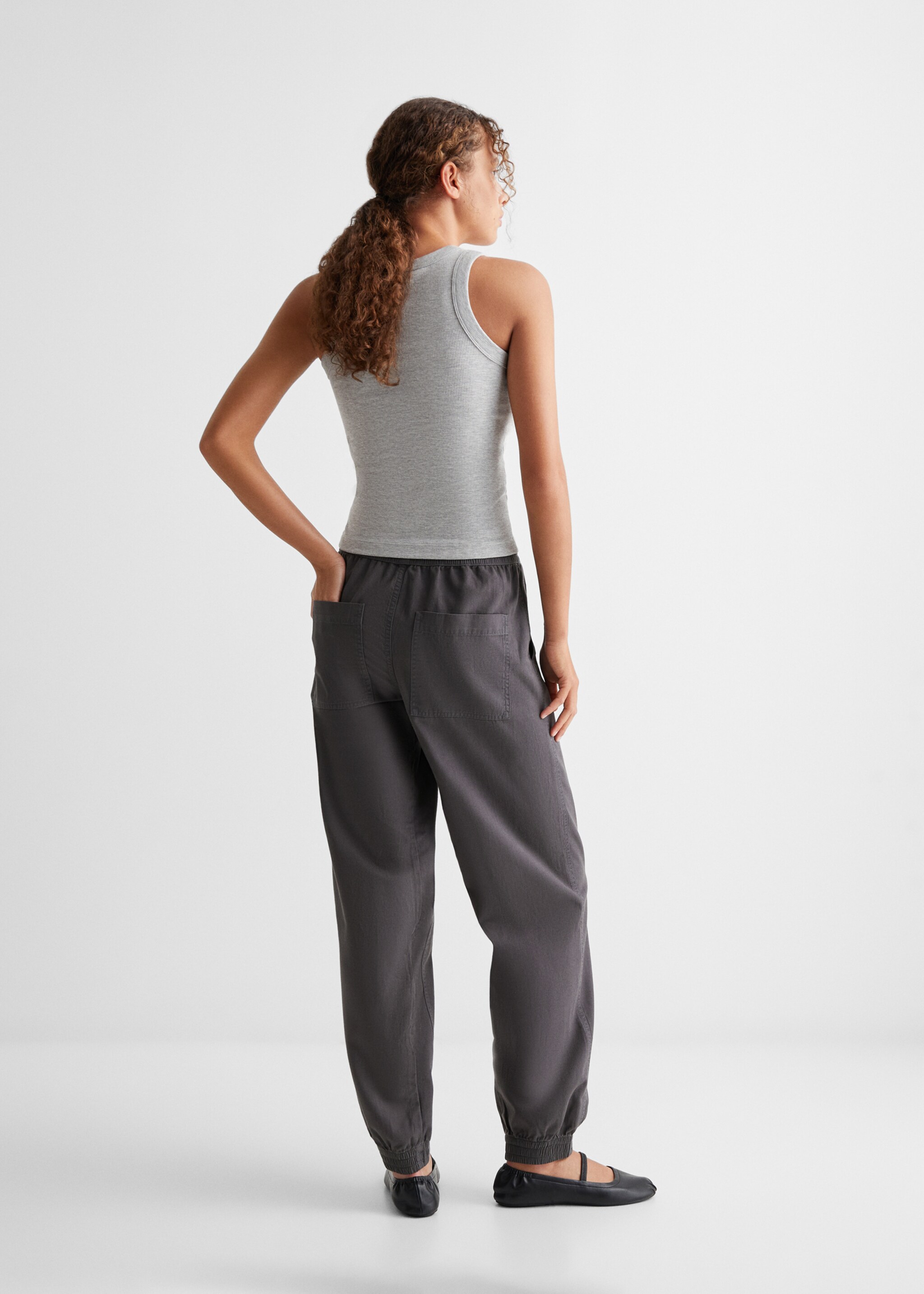 Cotton jogger-style trousers - Reverse of the article, Charcoal. Ref: 67035154-00.