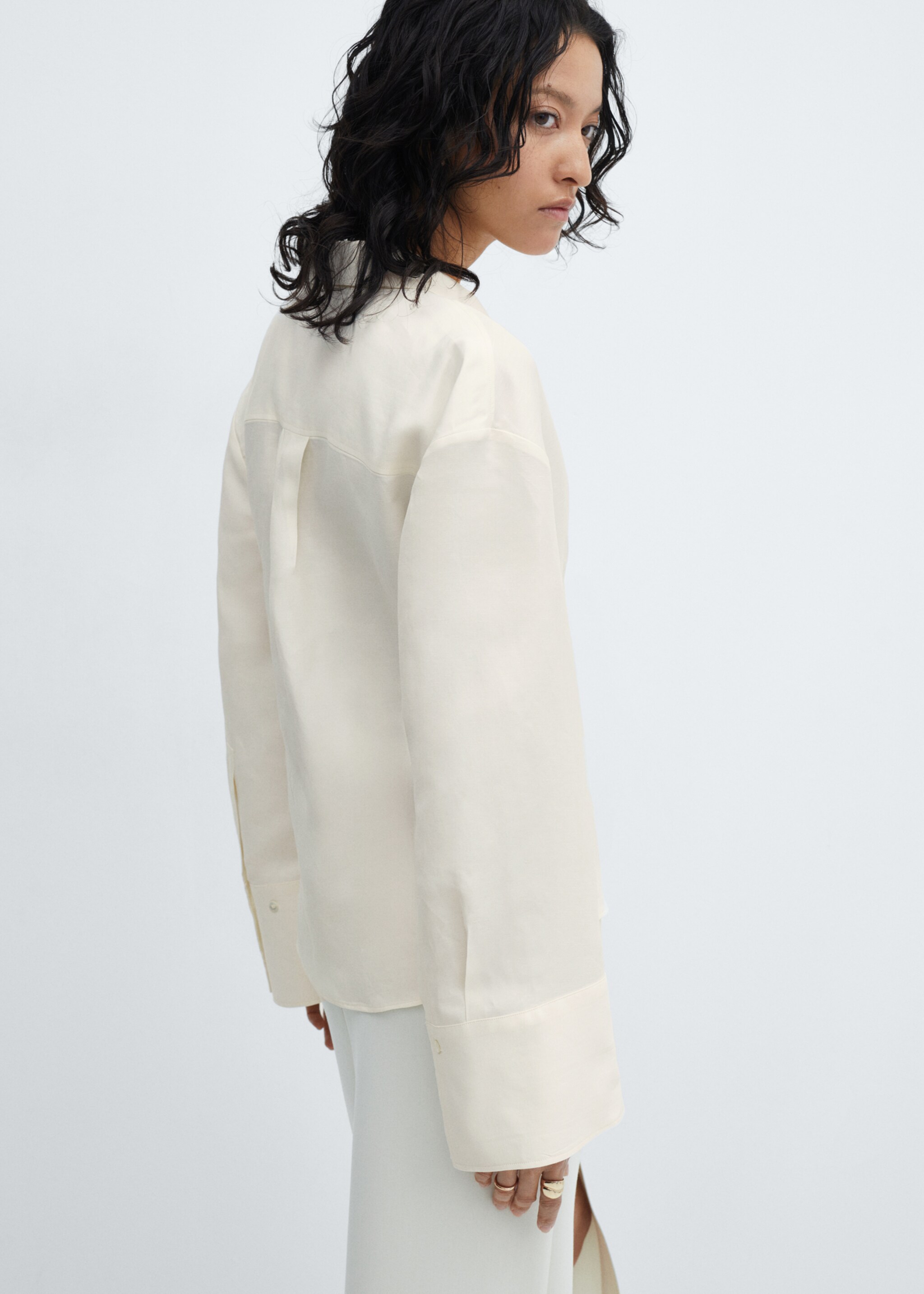 Wrap linen-blend shirt - Reverse of the article, Ecru. Ref: 67035755-00.