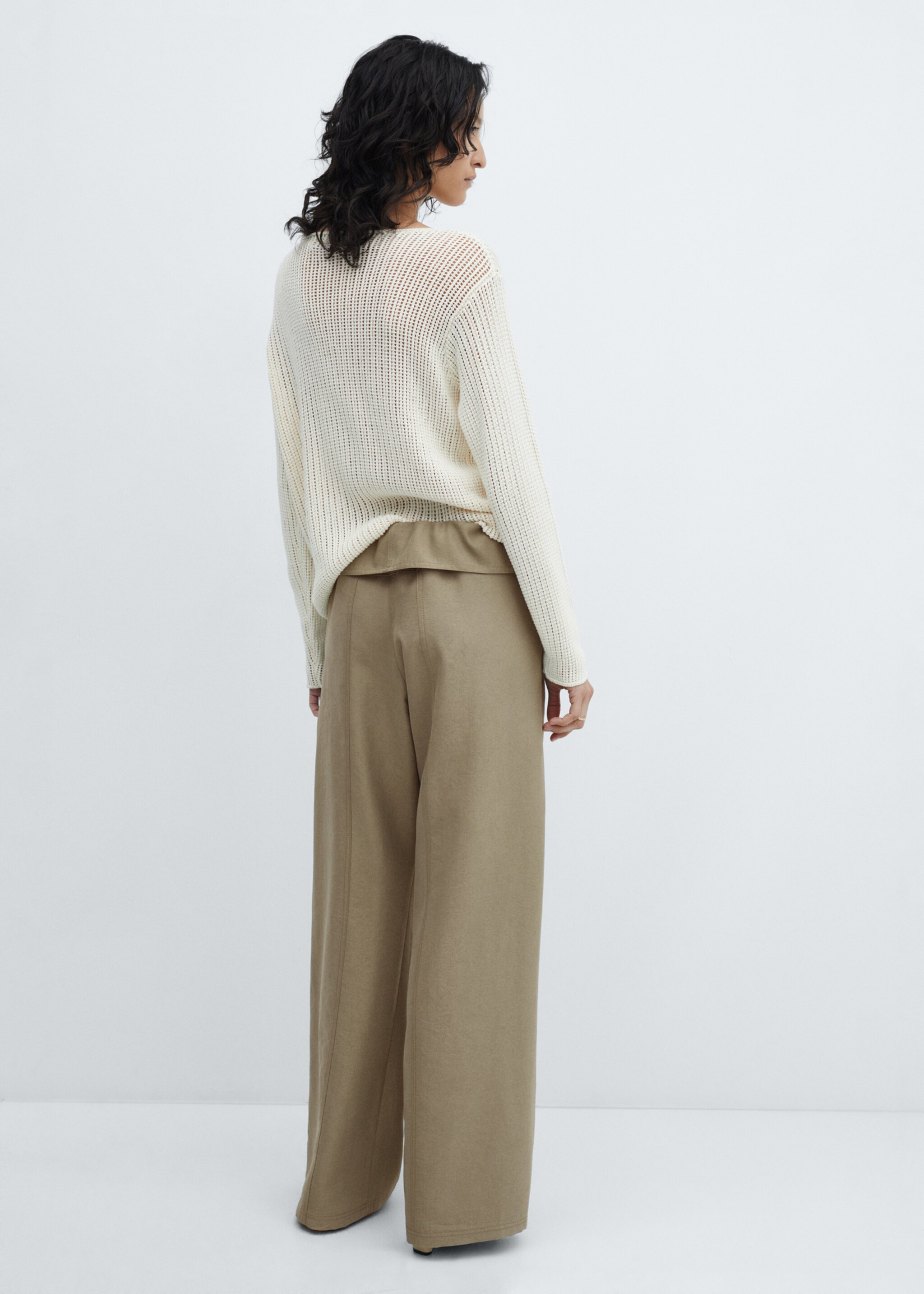 Wide-leg trousers with turn-up waist - Reverse of the article