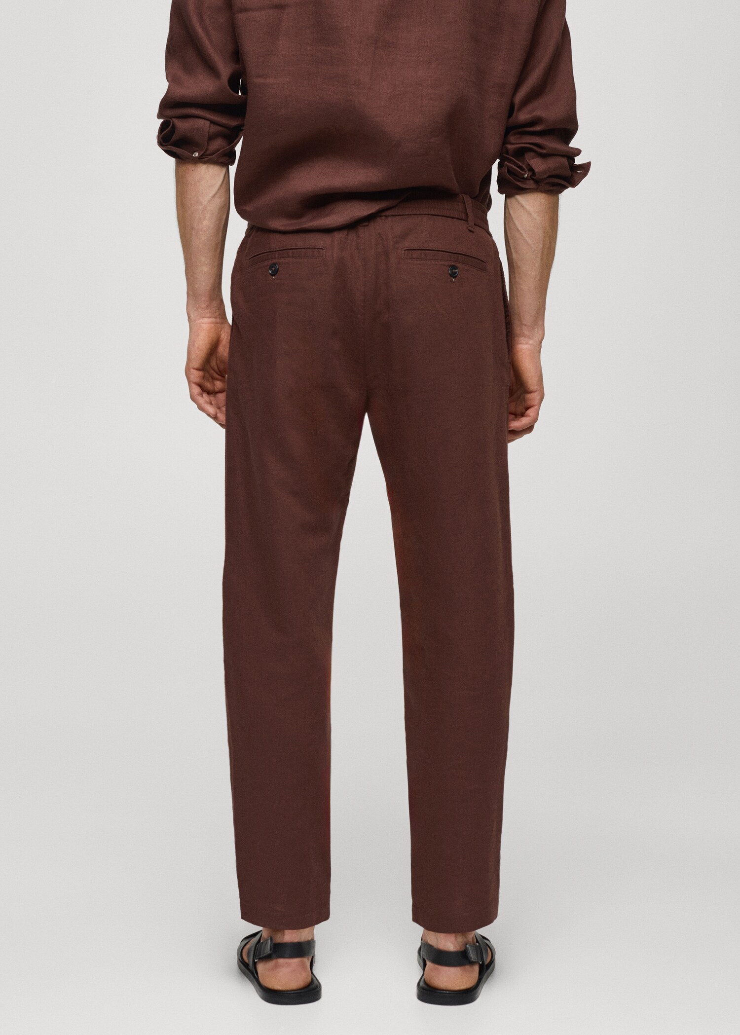 Slim Fit-Leinenhose mit Kordel - Rückseite des Artikels