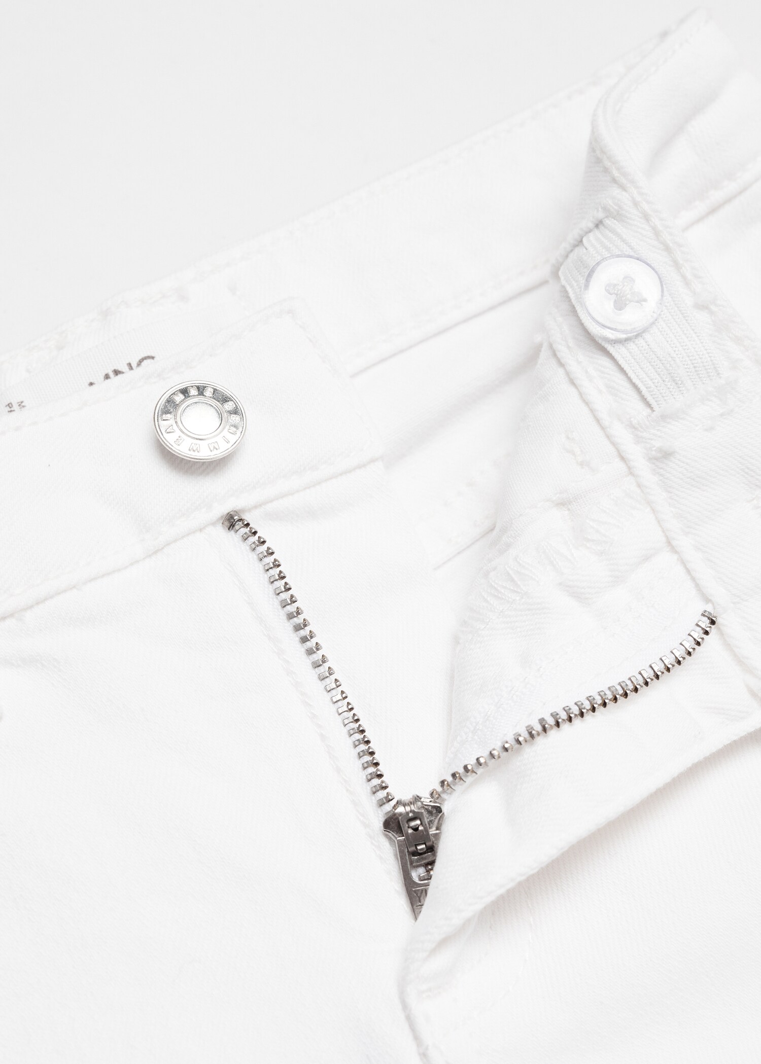 Jeansshorts mit Rollsaum - Detail des Artikels 8