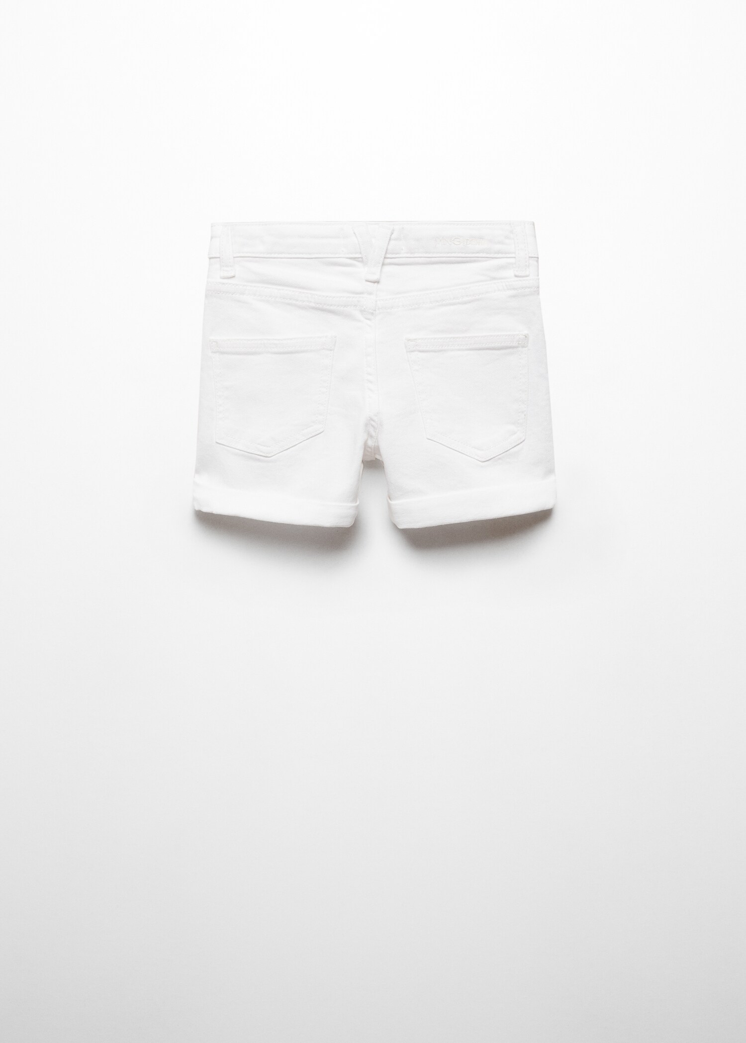 Jeansshorts mit Rollsaum - Rückseite des Artikels