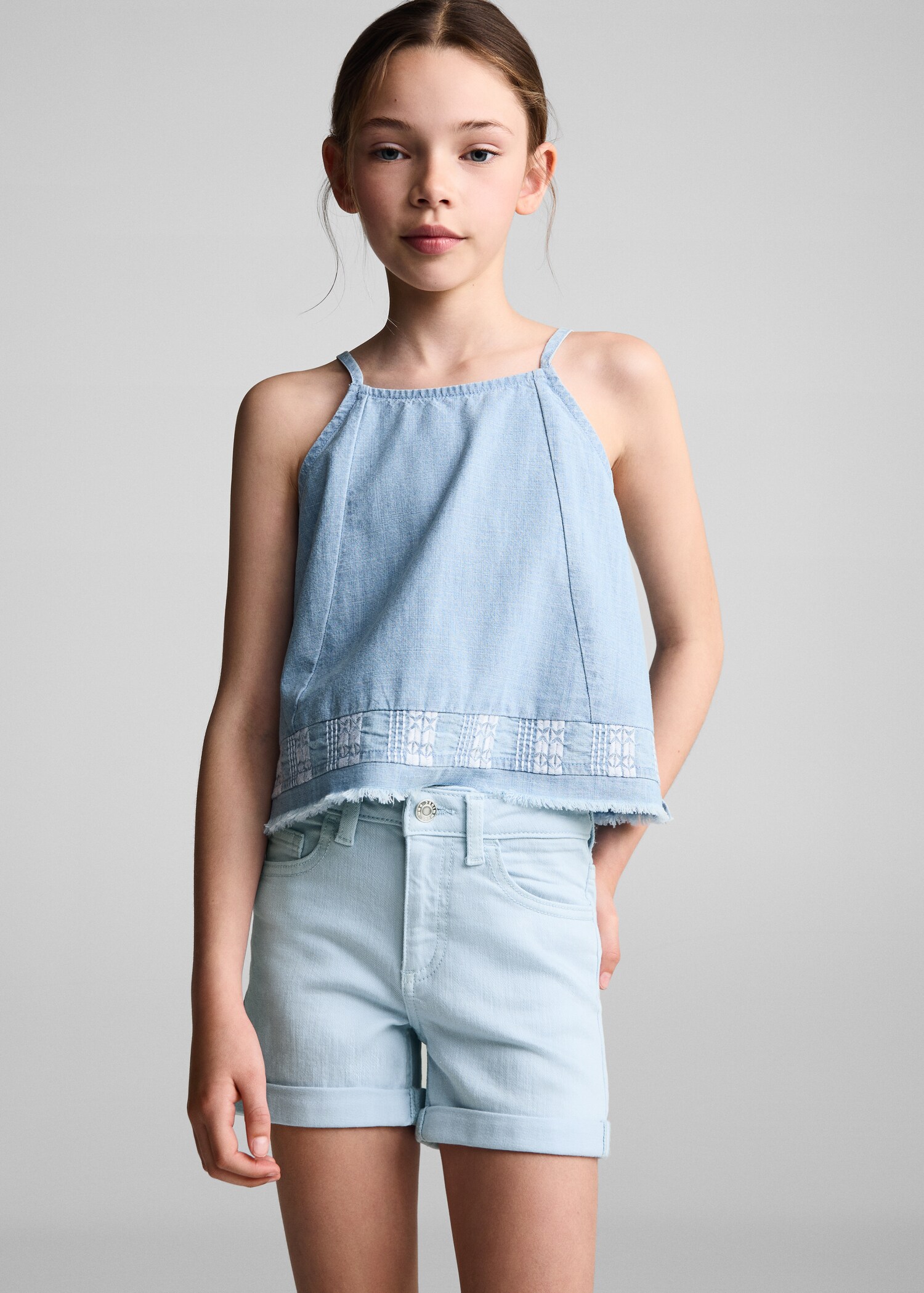 Short denim revers - Plan moyen