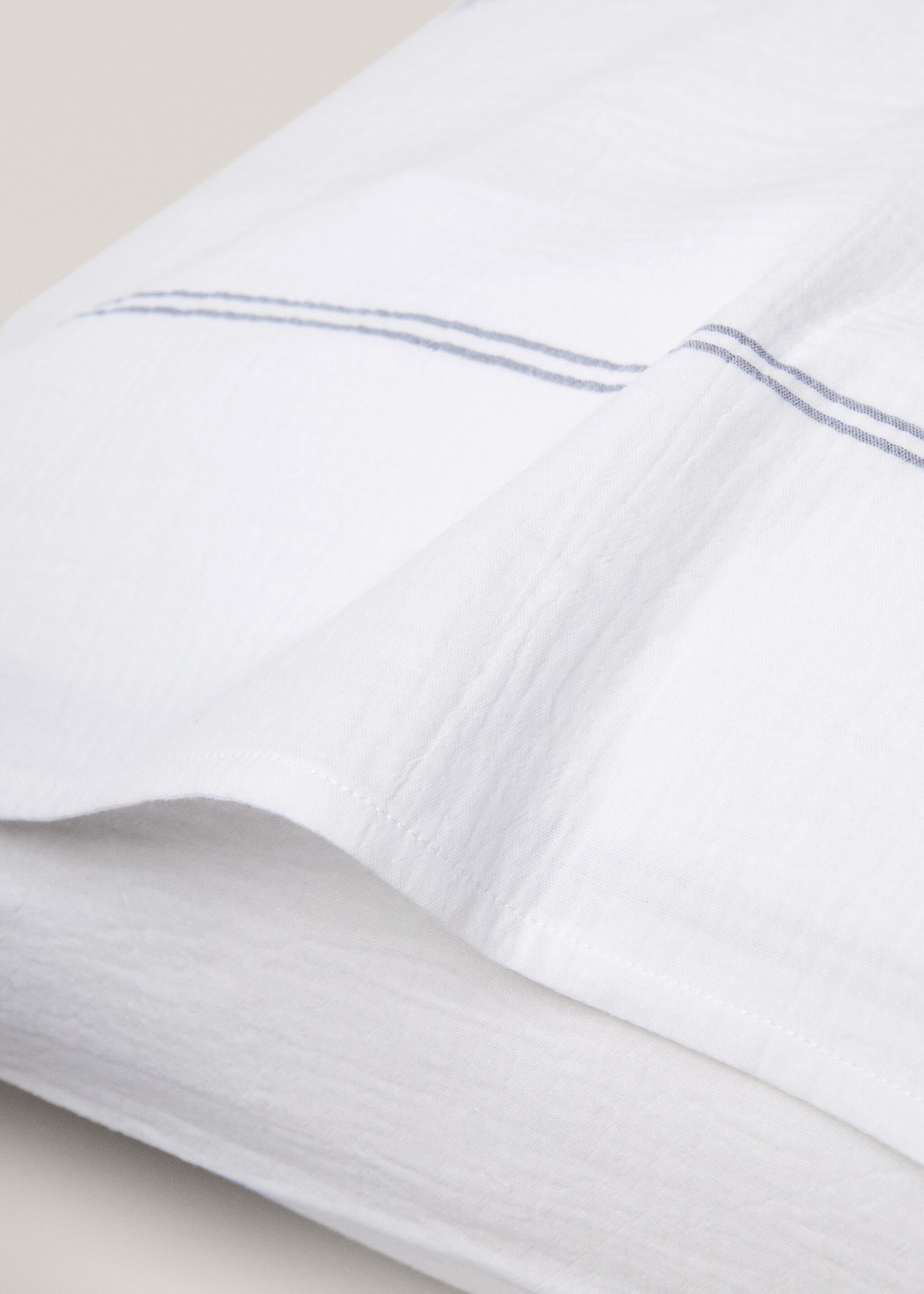 Stripedtextured cotton pillowcase 50x75cm - Details of the article 1