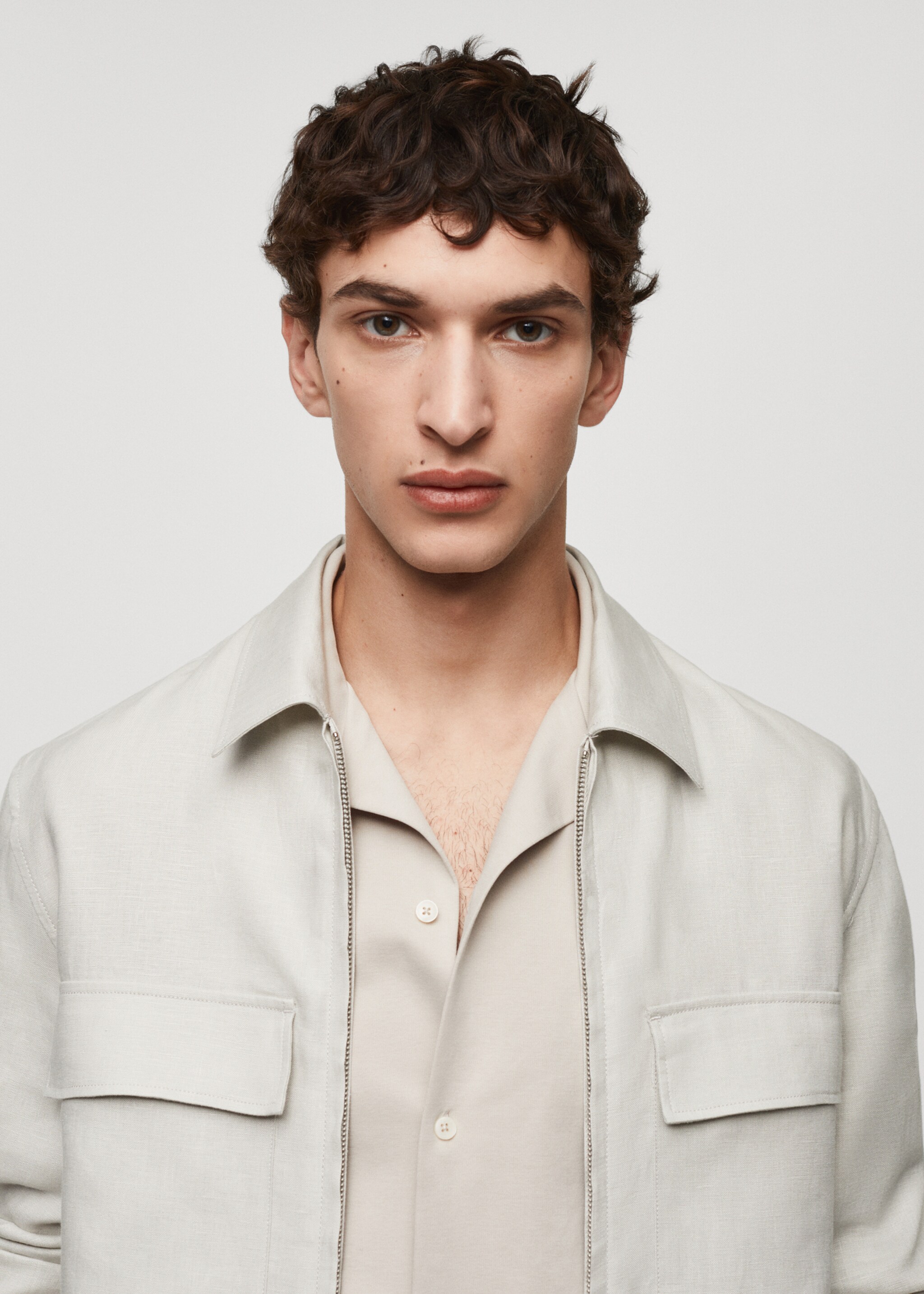 Overshirt din in 100% cu buzunare - Detaliu al articolului 1