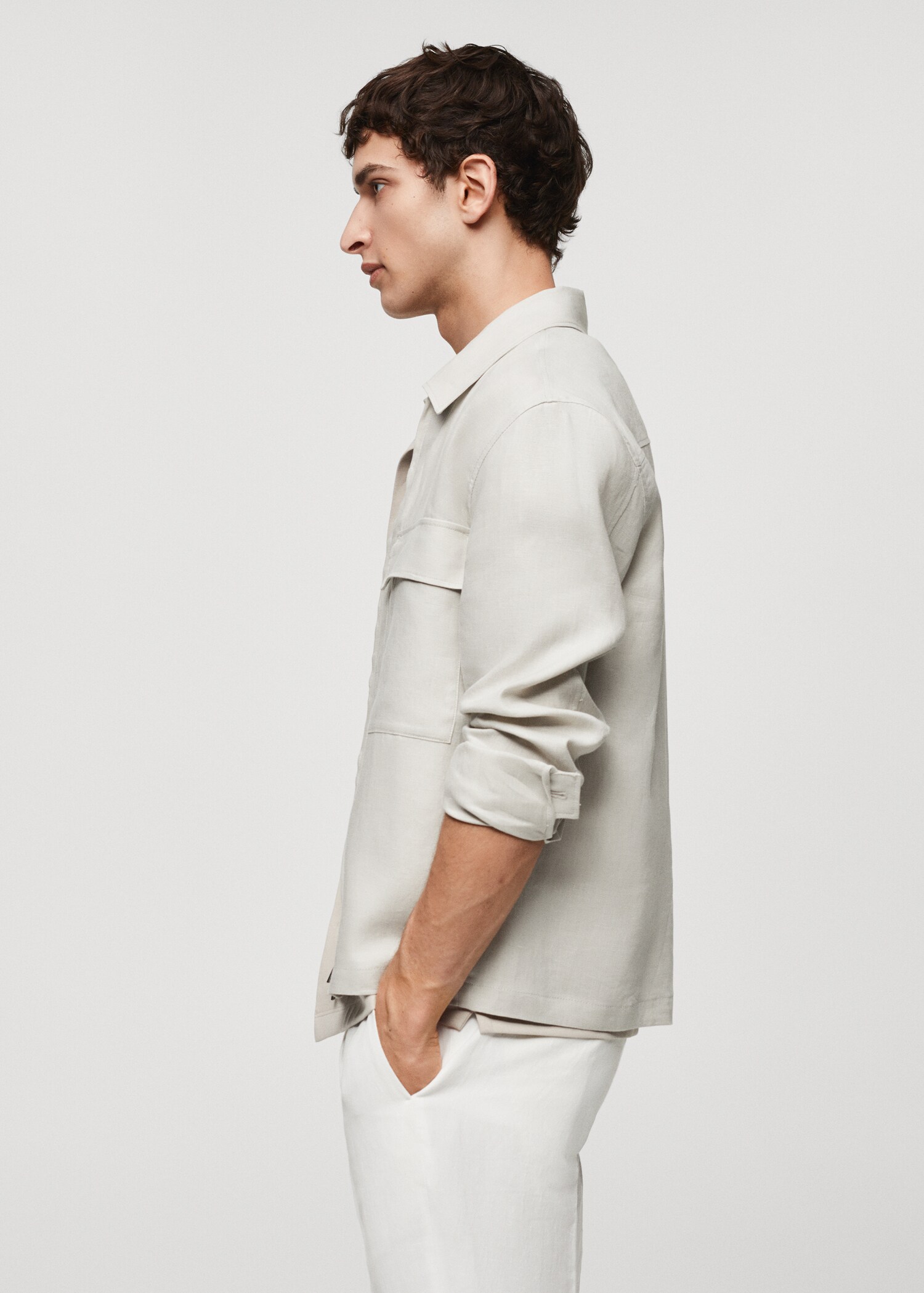 Overshirt mit Taschen aus 100 % Leinen - Detail des Artikels 2