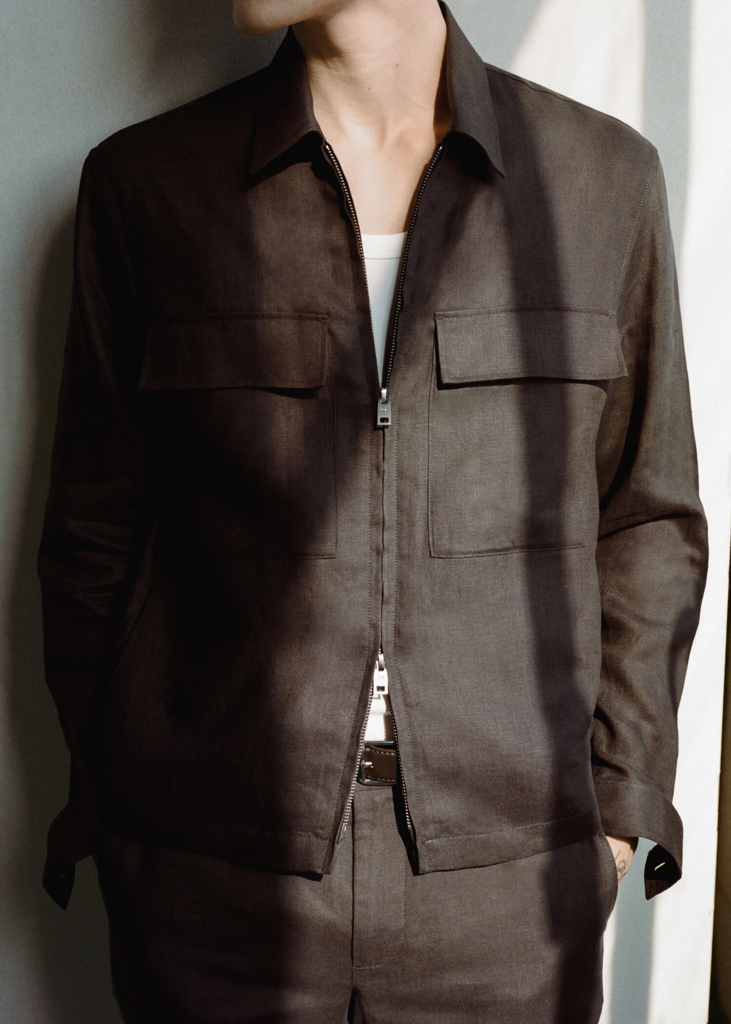 100% linen overshirt with pockets - Details of the article 6