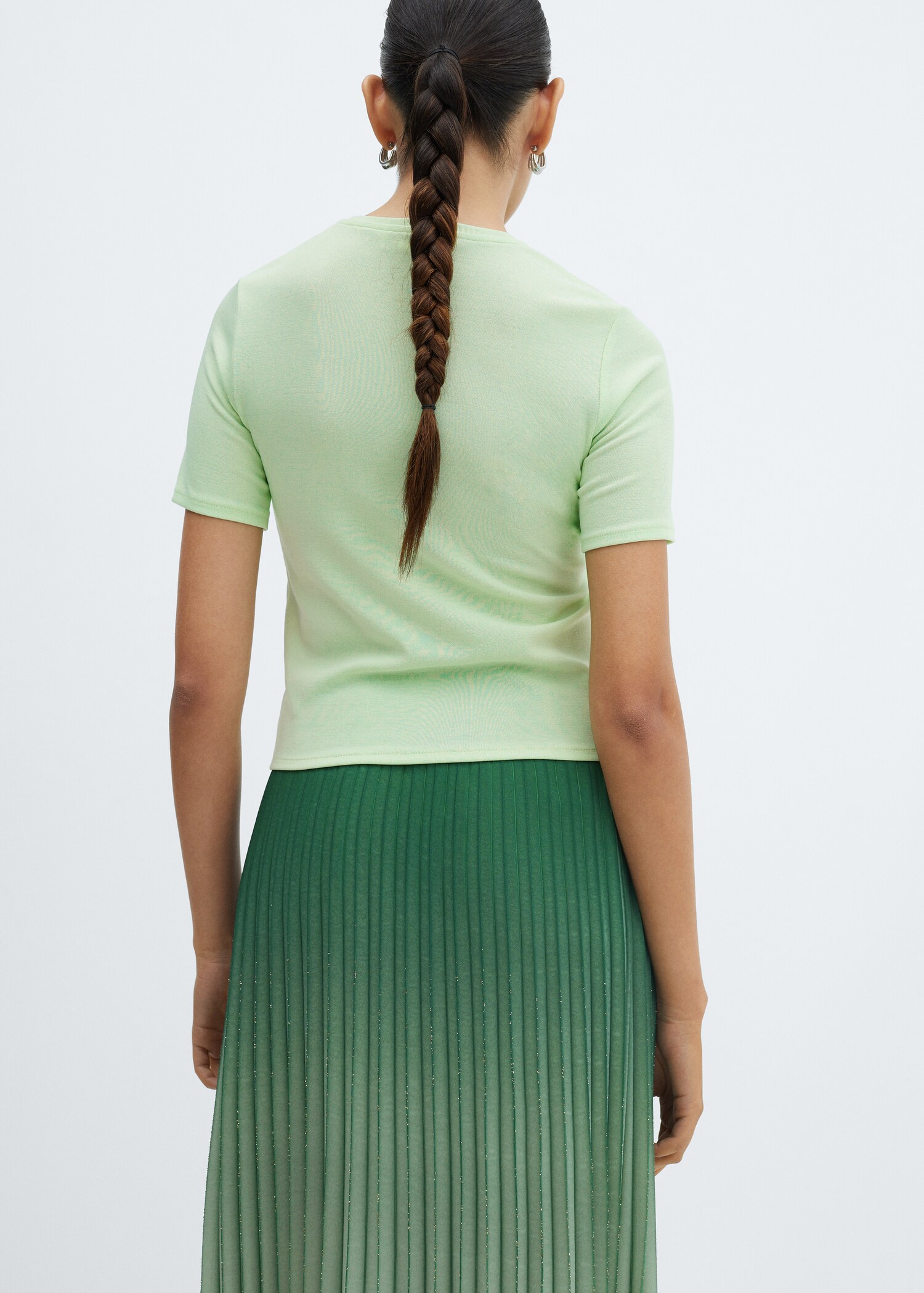 T-shirt with maxi-flower detail - Reverse of the article