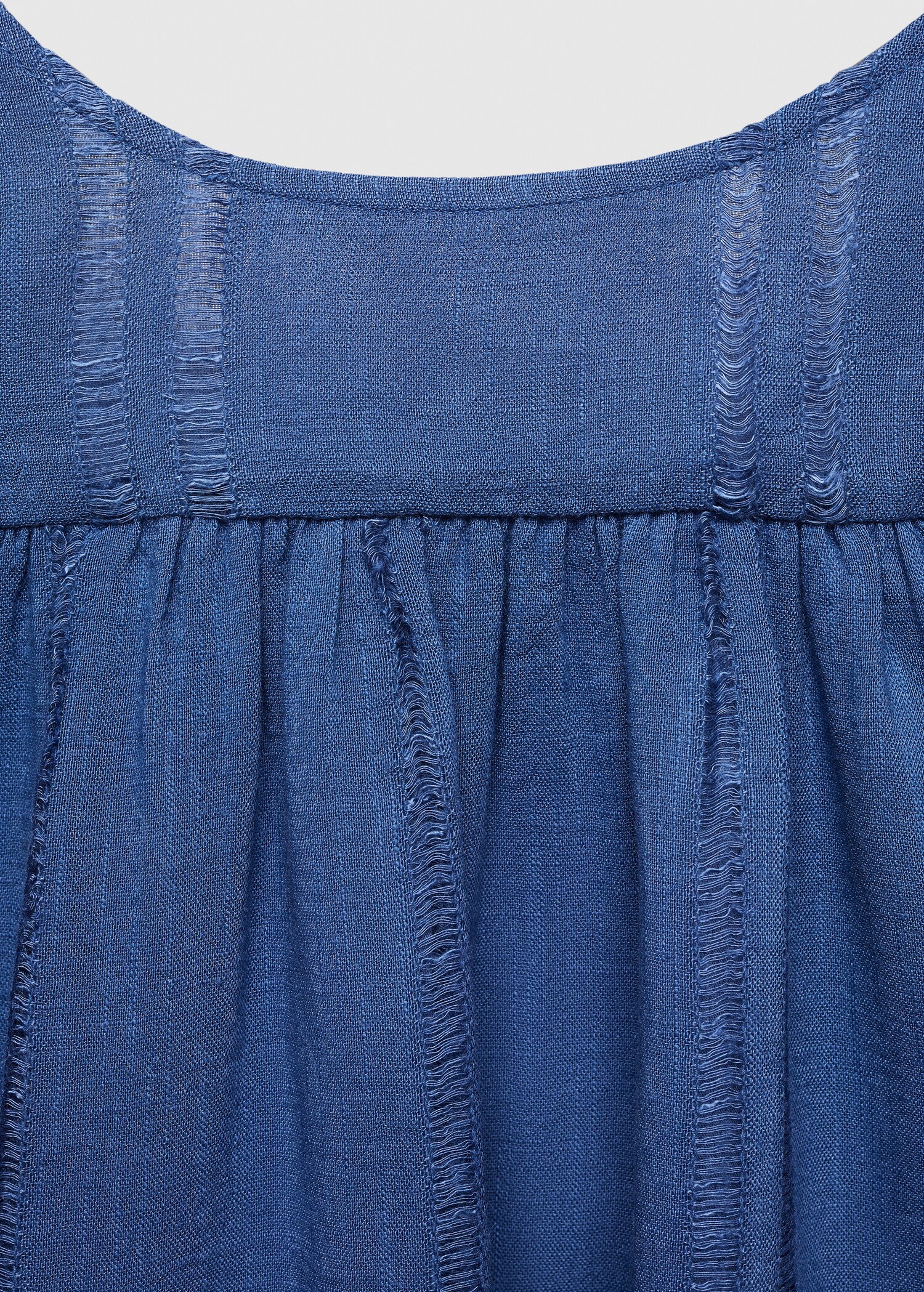 Ruffles flowy dress - Details of the article 8