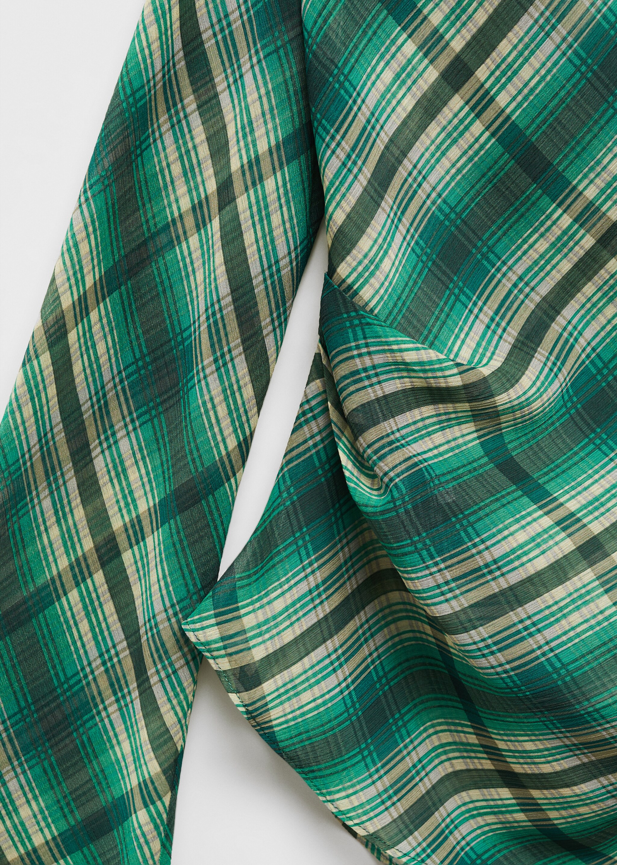 Blouse carreaux asymétrique - Détail de l'article 8, Vert. Ref: 67036346-00.