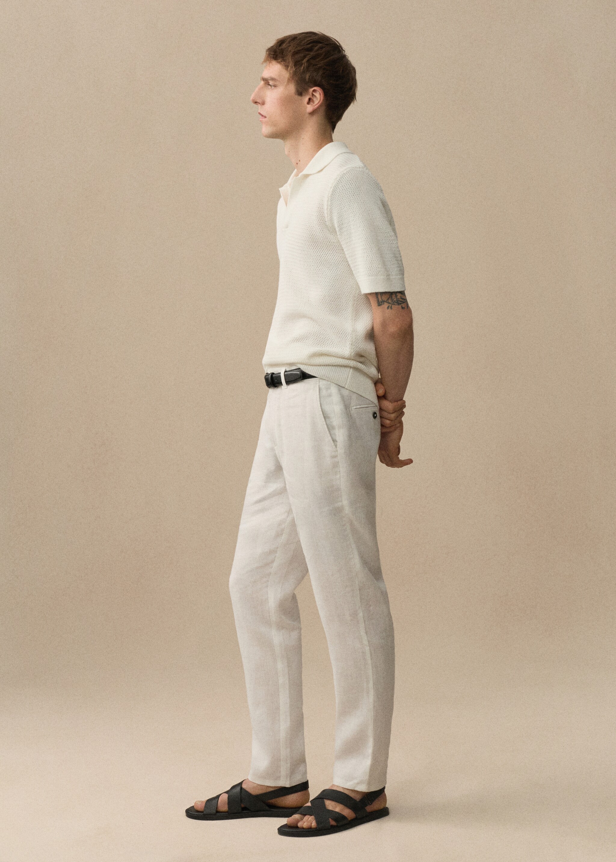 Slim-fit 100% linen trousers - Details of the article 5