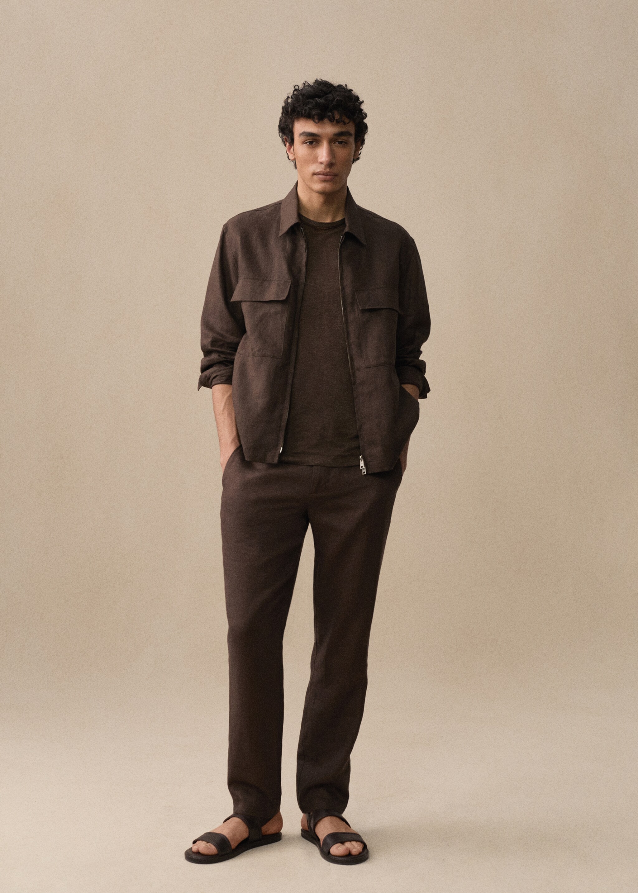 Slim-fit 100% linen trousers - Details of the article 6