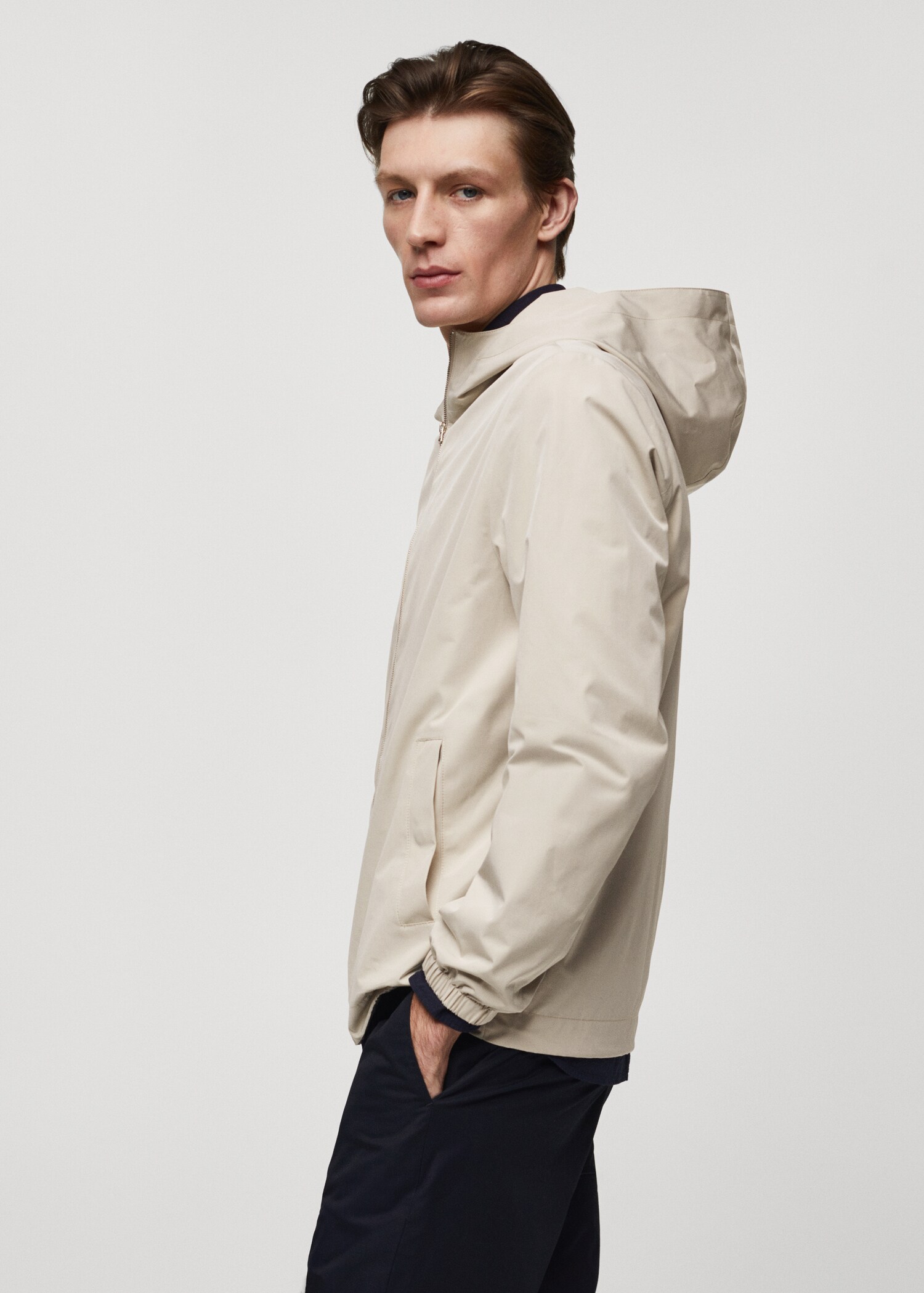Hooded zip-up jacket - Details of the article 2