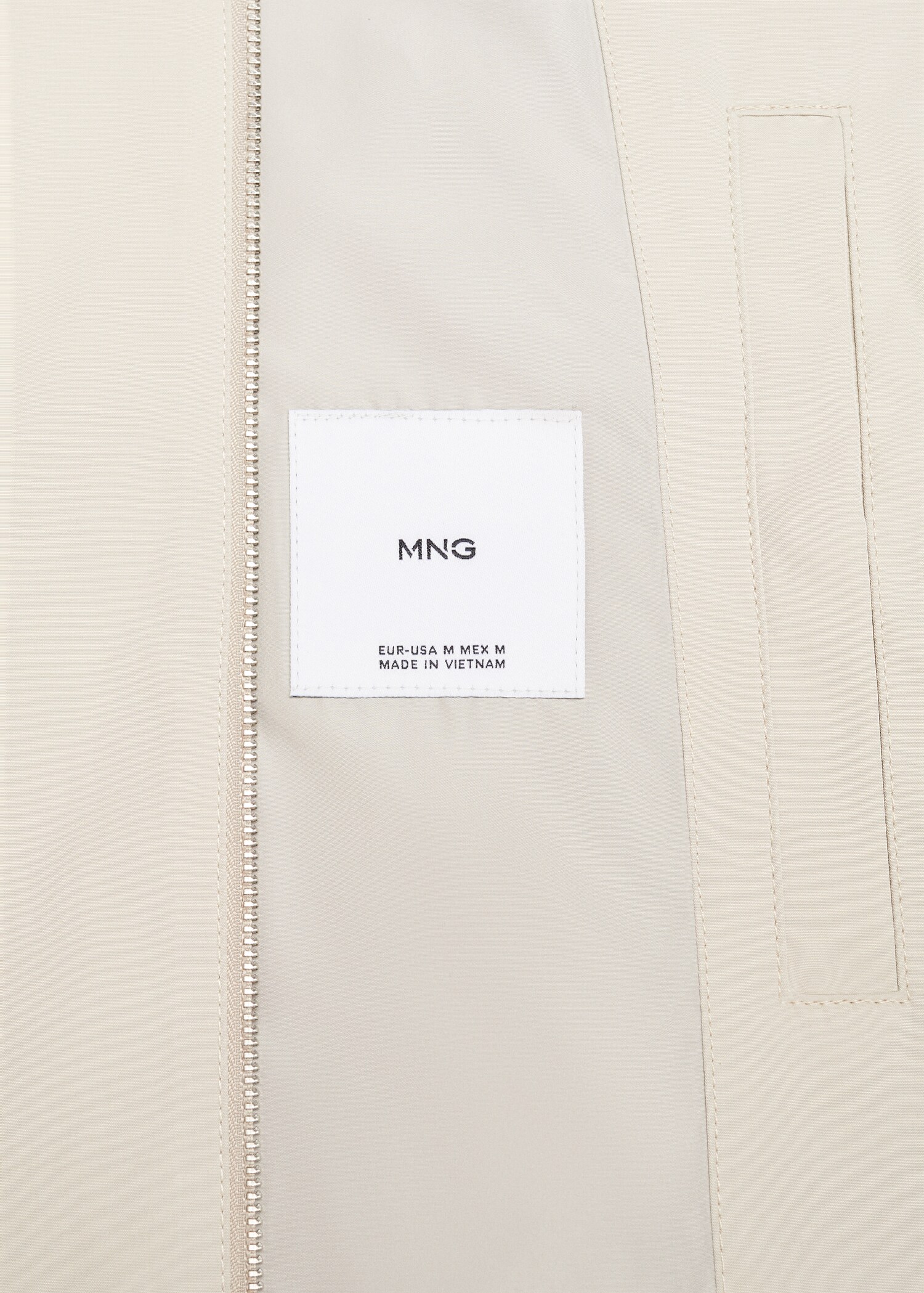 Hooded zip-up jacket - Details of the article 8