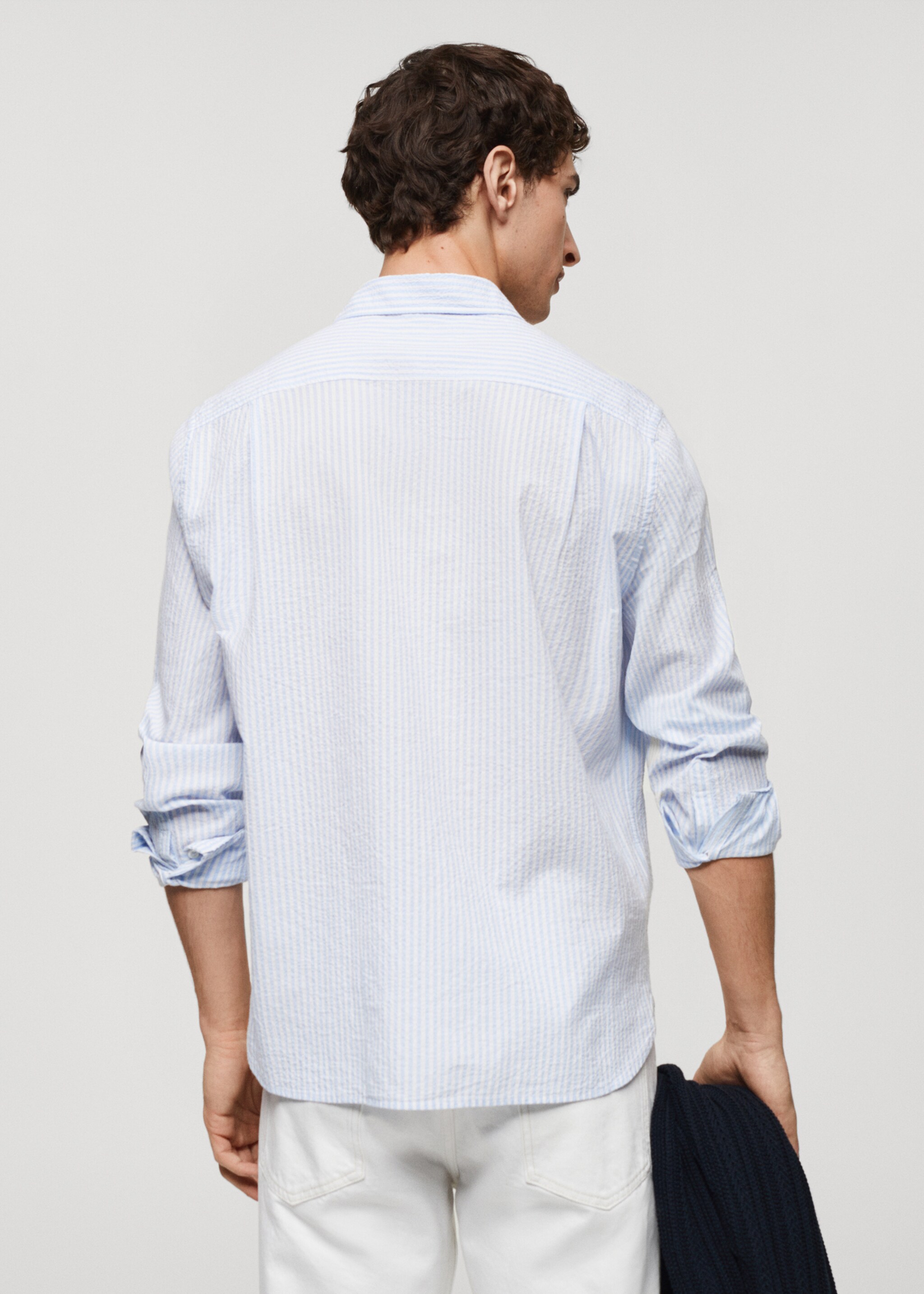 Classic-fit seersucker cotton shirt - Reverse of the article