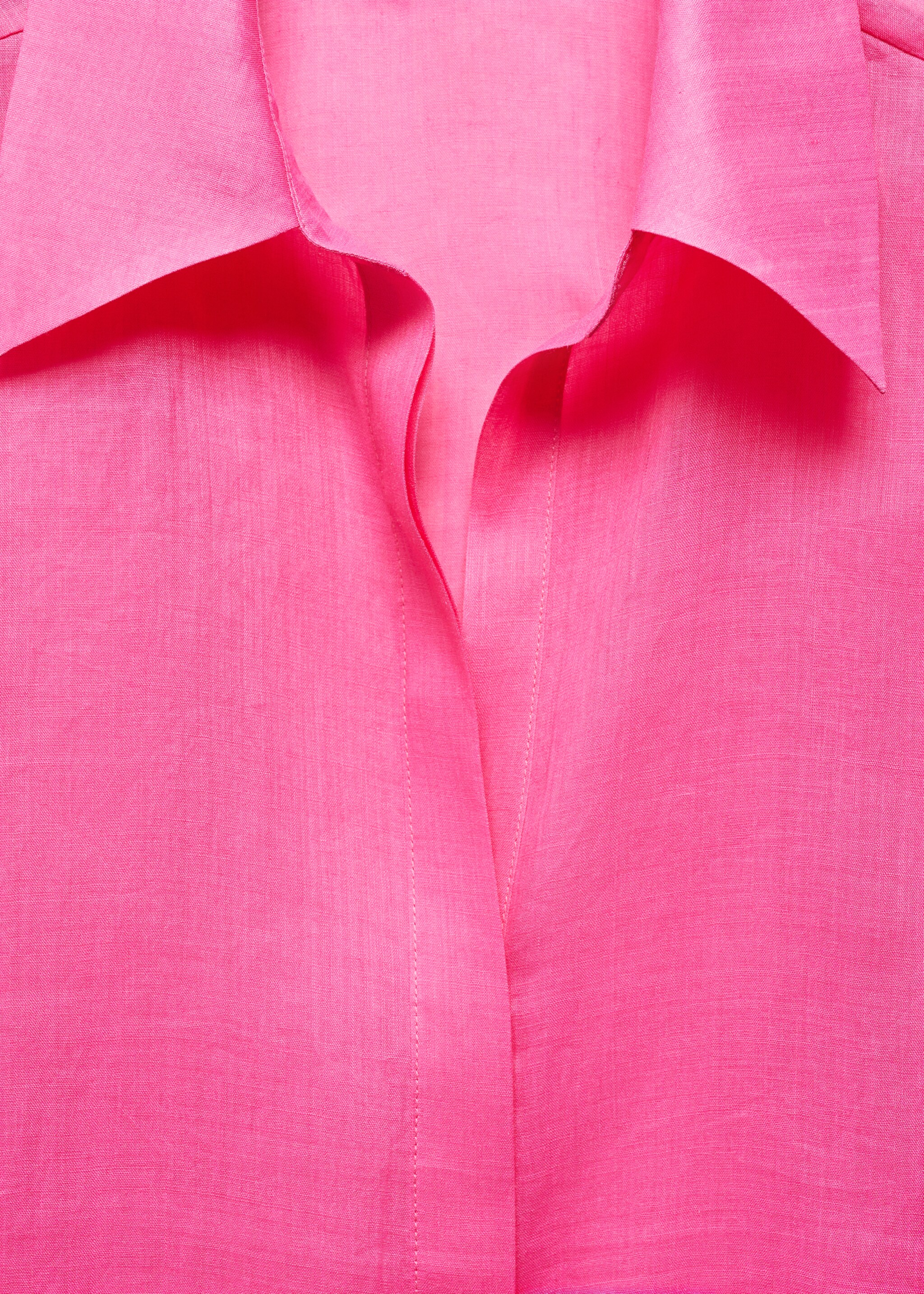 Ramie shirt with hidden buttons - Details of the article 8