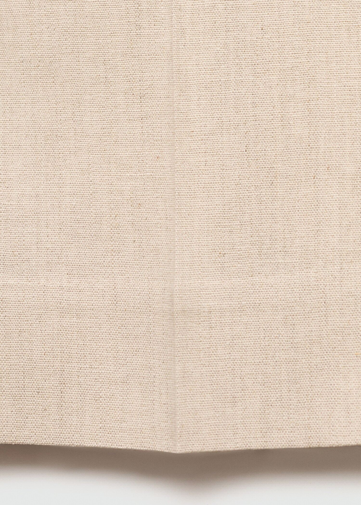 Utsvängd linnebyxa - Detaljer om artikeln 8