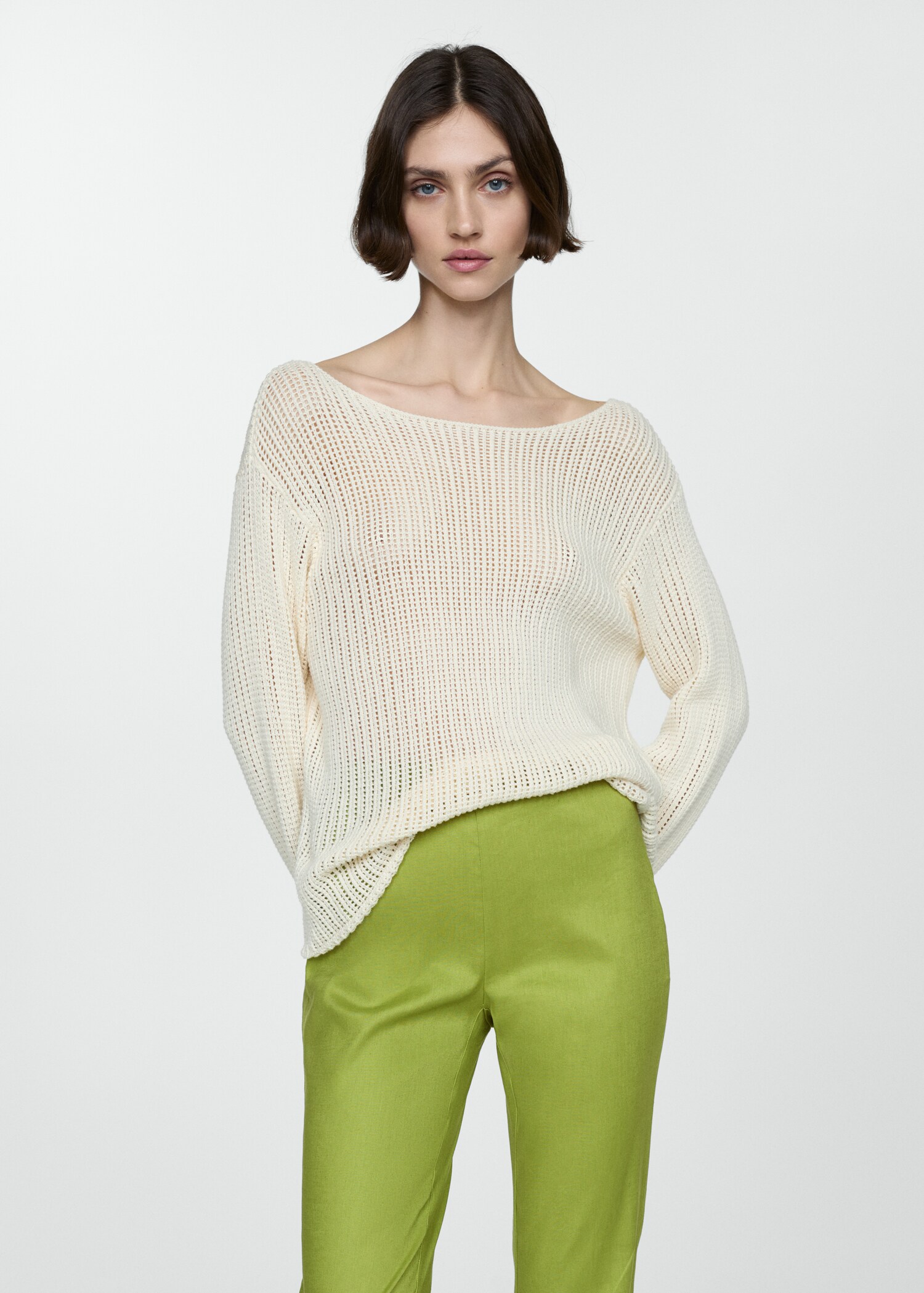 Linen flared trousers - Details of the article 1
