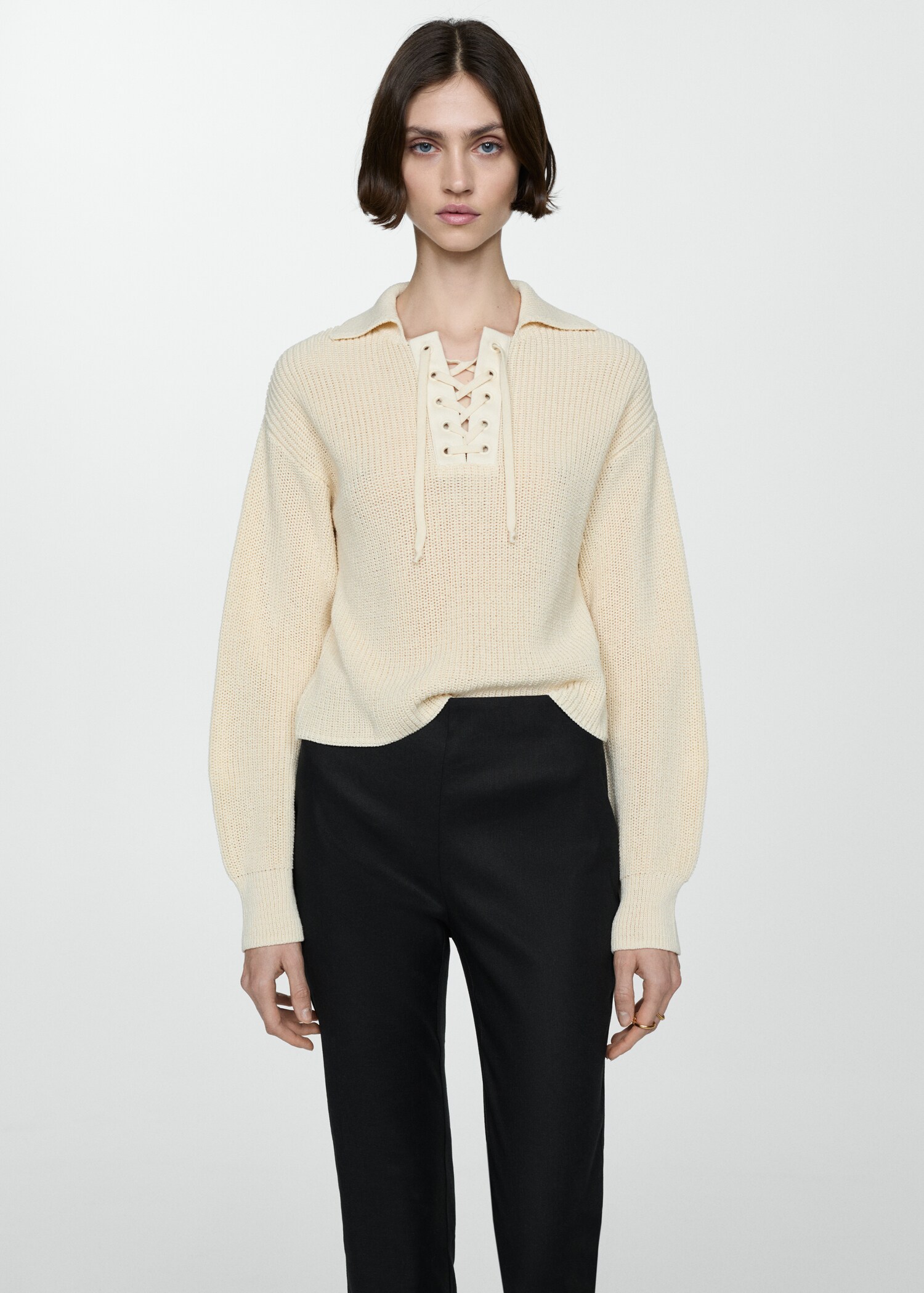 Linen flared trousers - Details of the article 1