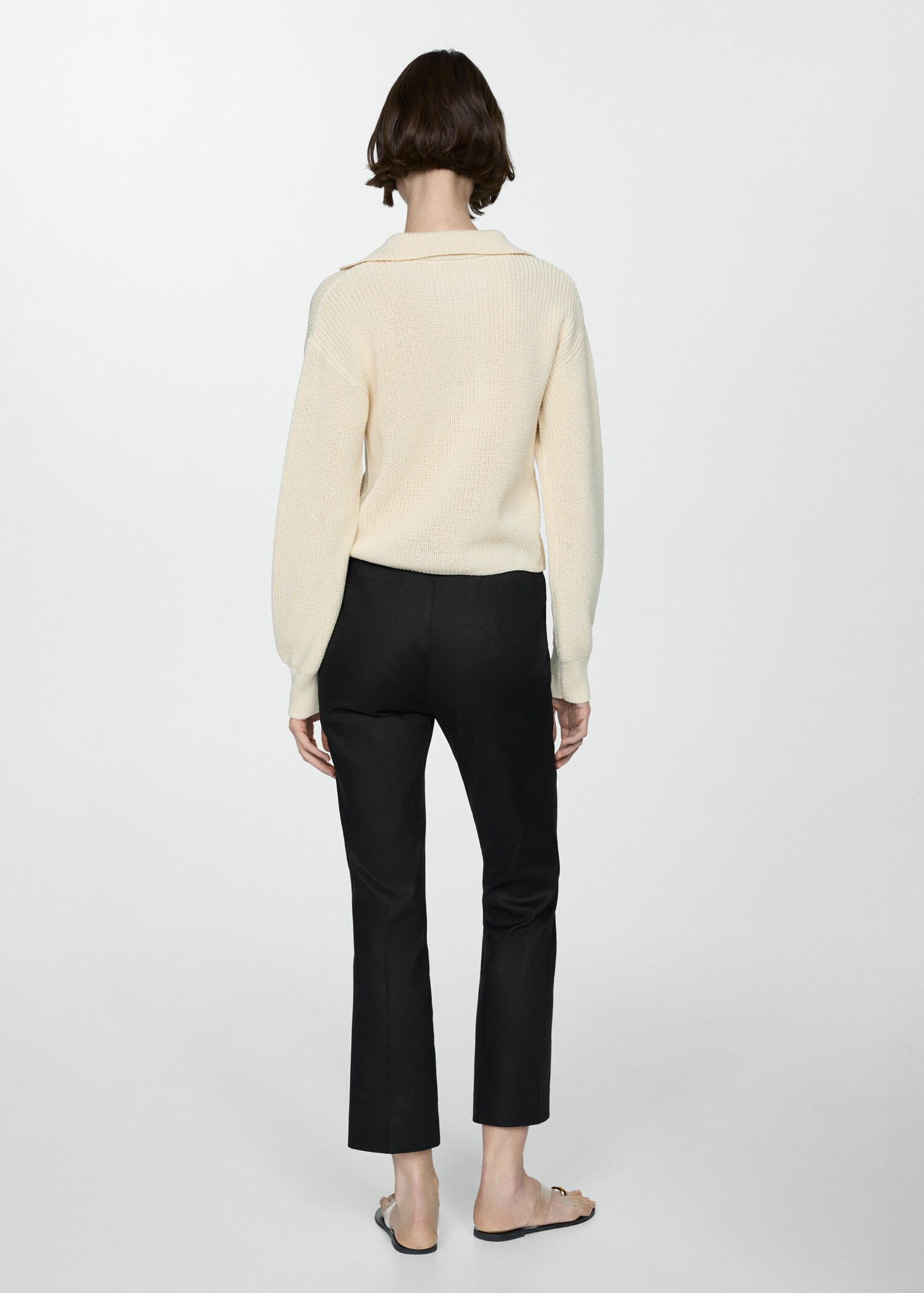 Linen flared trousers - Reverse of the article