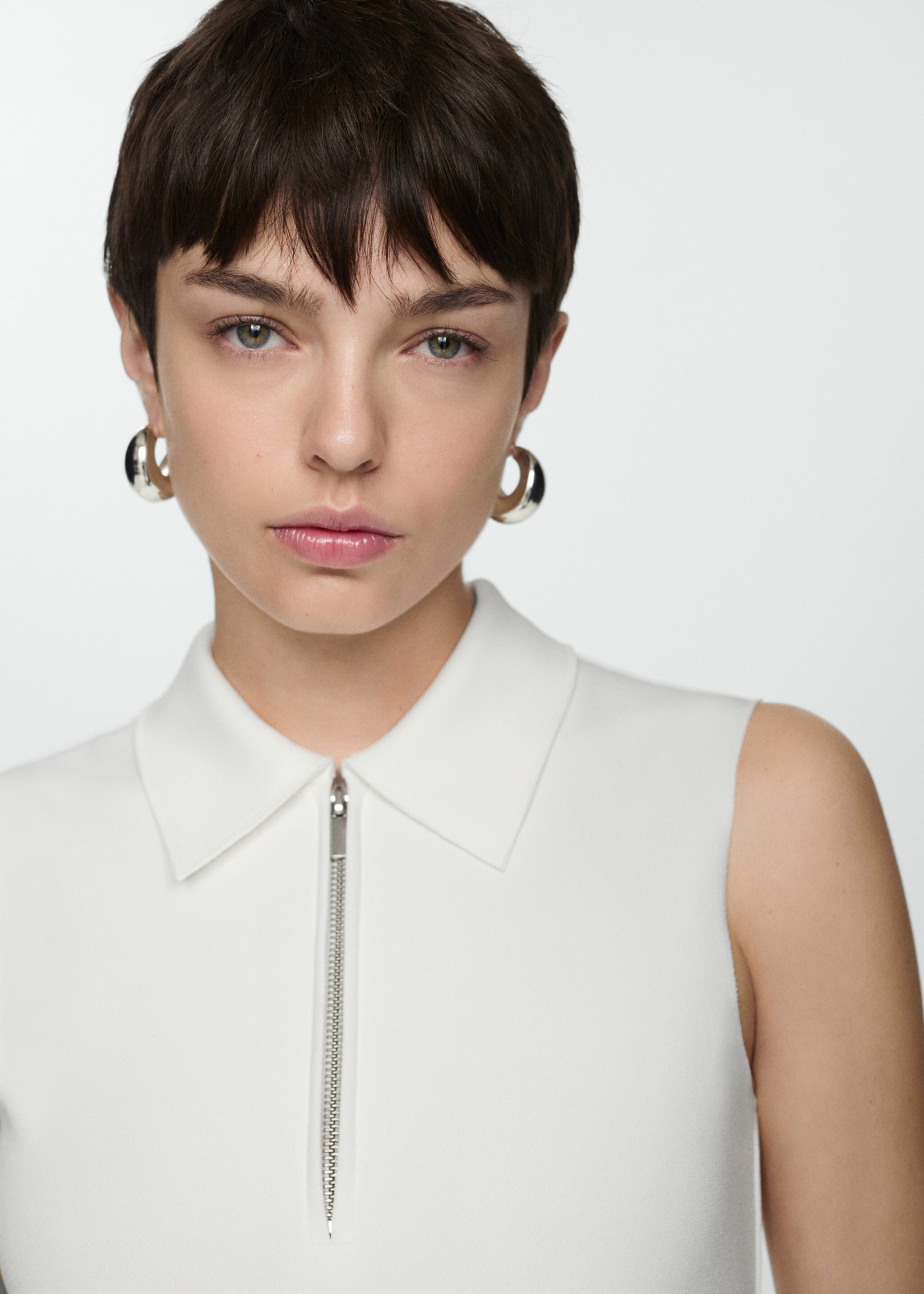 Kleid mit Zip-Kragen - Detail des Artikels 1
