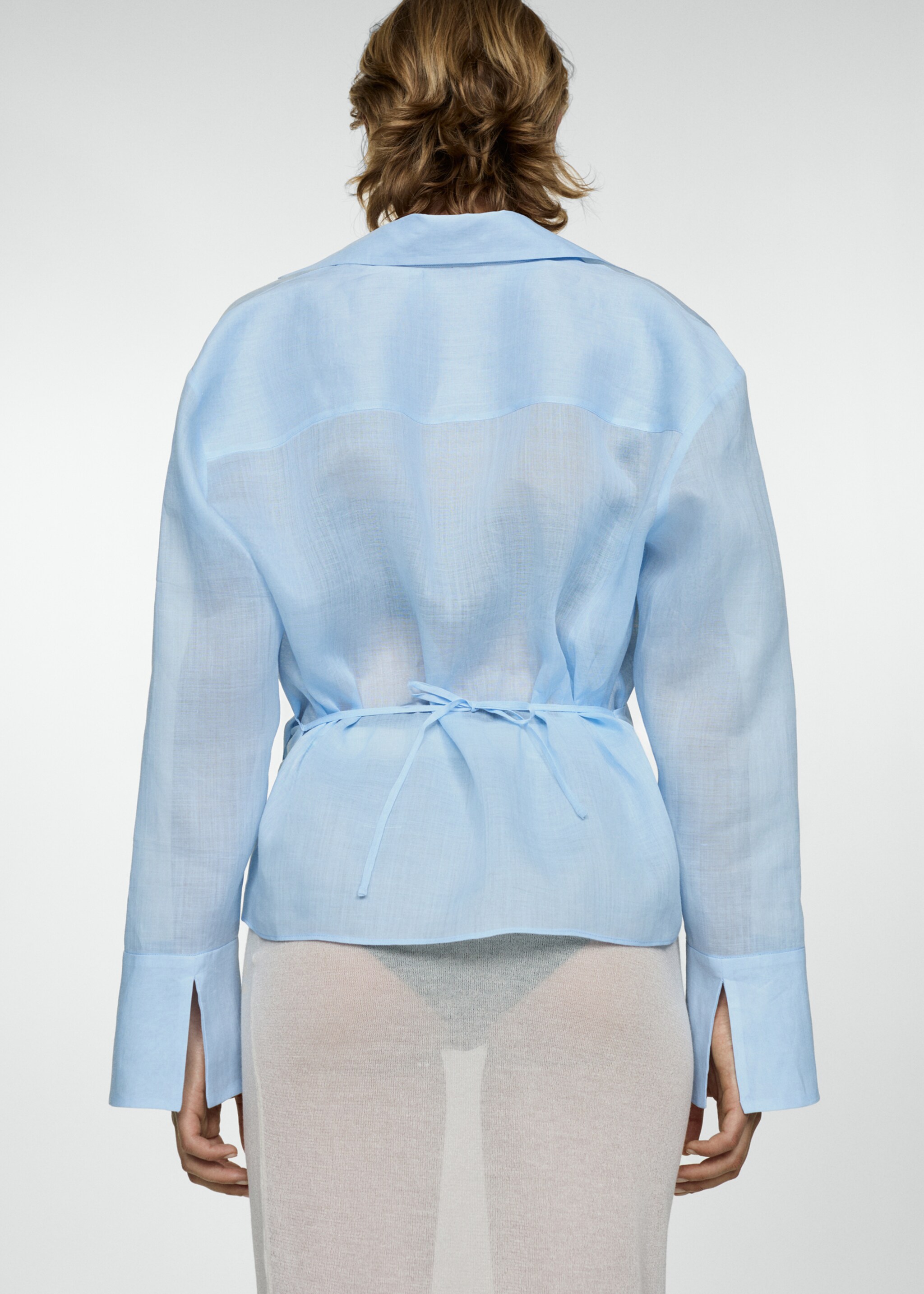 100% ramie double-breasted shirt - Reverse of the article, Sky Blue. Ref: 67037130-00.