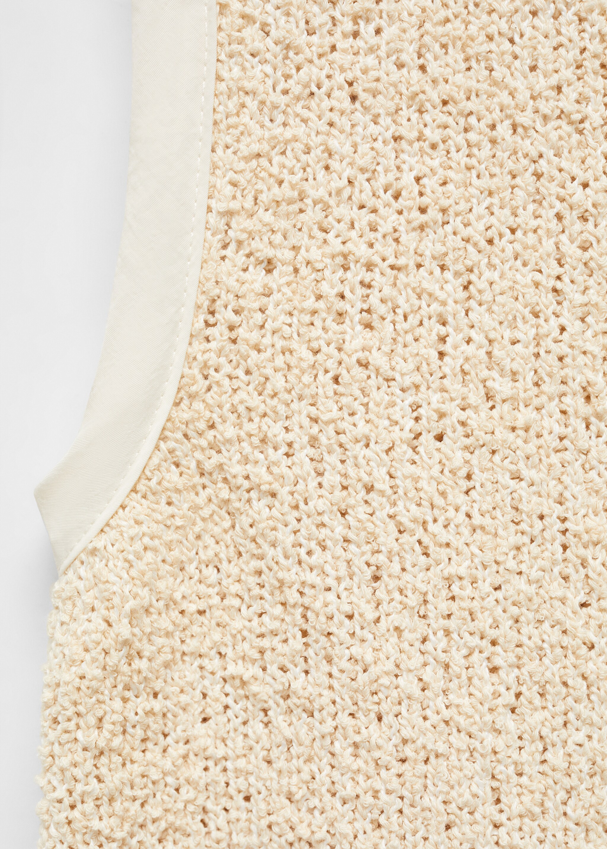 Top with contrasting finishes - Details of the article 8