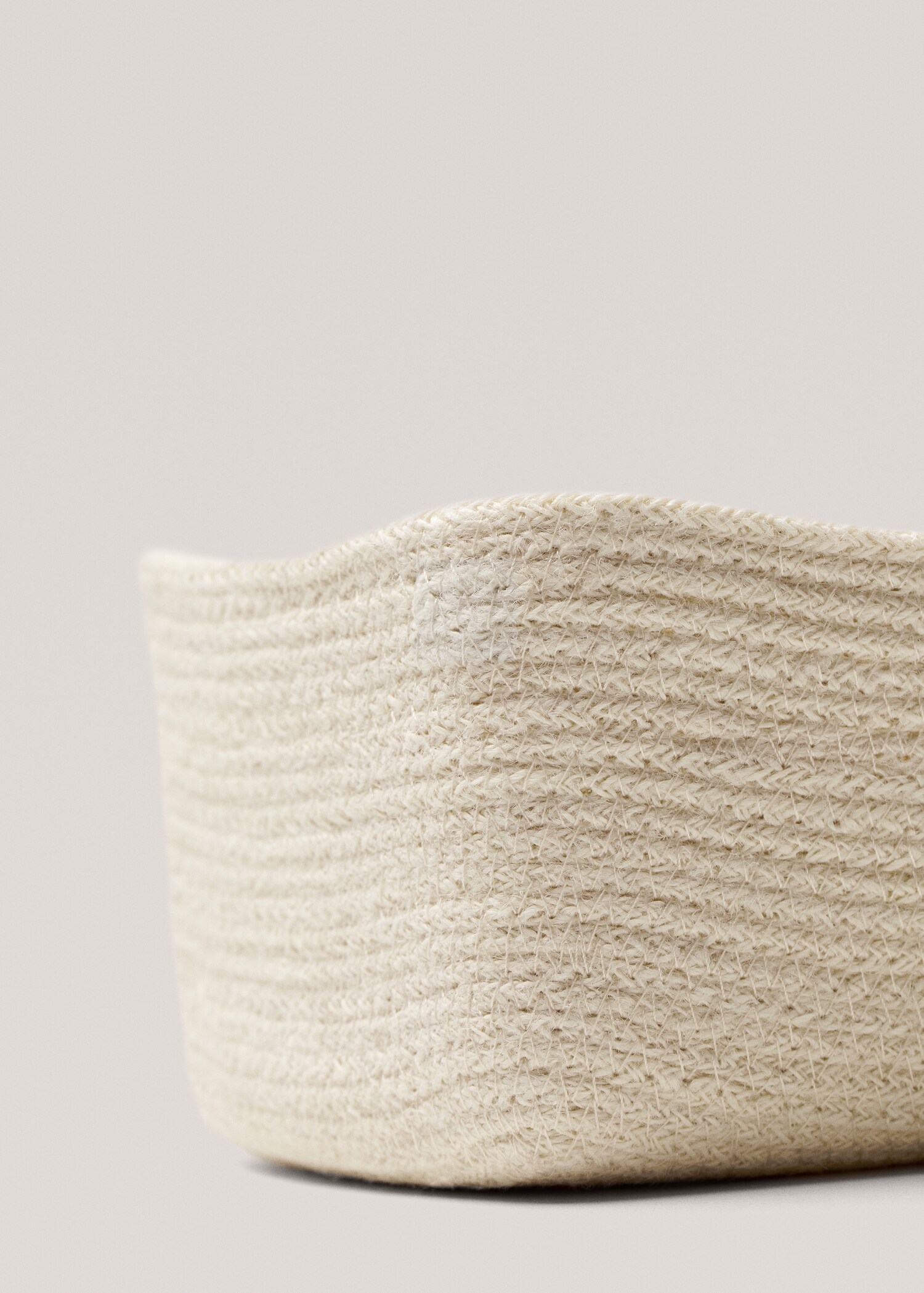 Jute basket 27x17cm - Details of the article 2