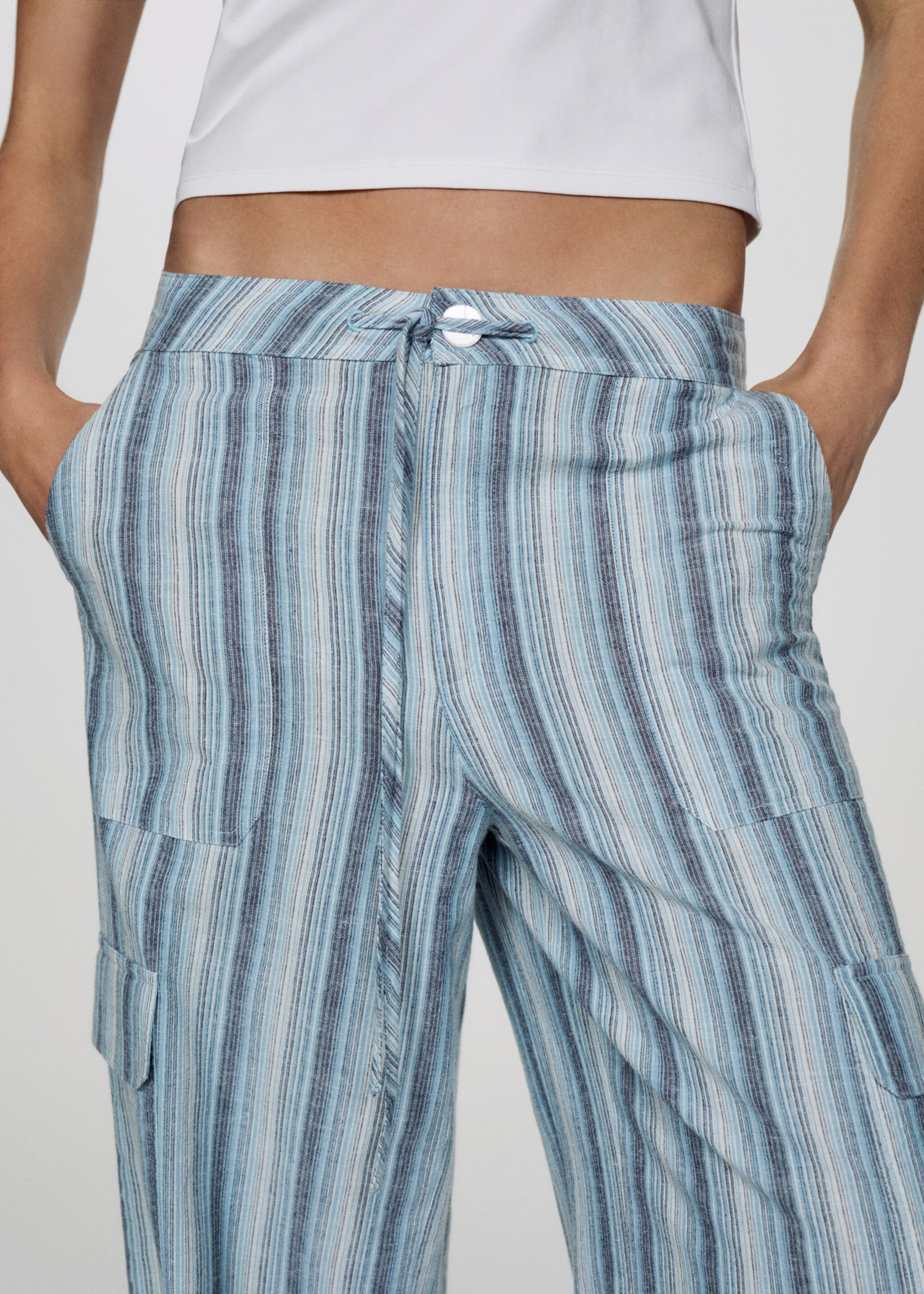 Striped trousers with cargo pockets - Medium plane