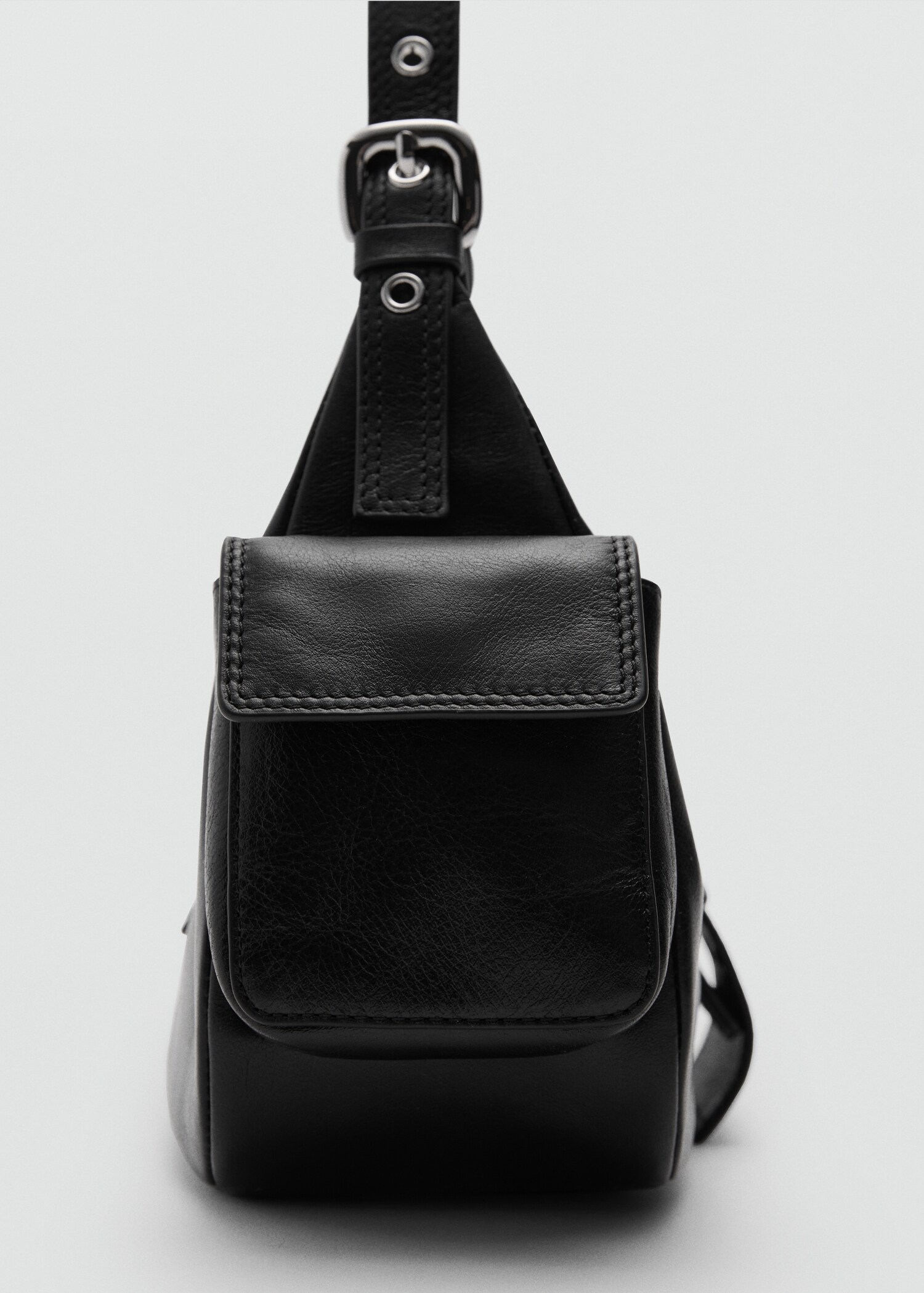 Ledertasche mit Cargo-Taschen - Detail des Artikels 1