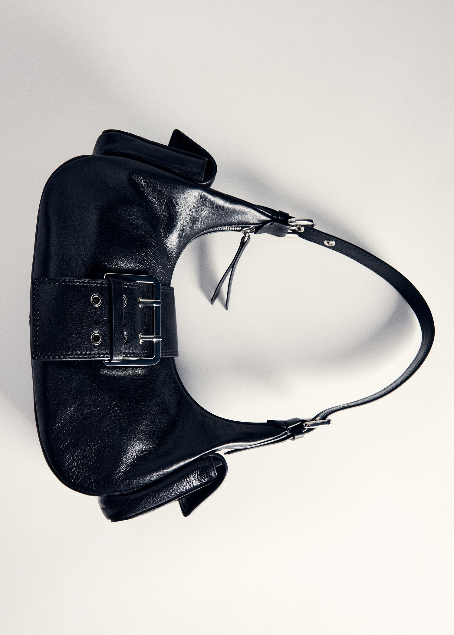 Ledertasche mit Cargo-Taschen - Detail des Artikels 5