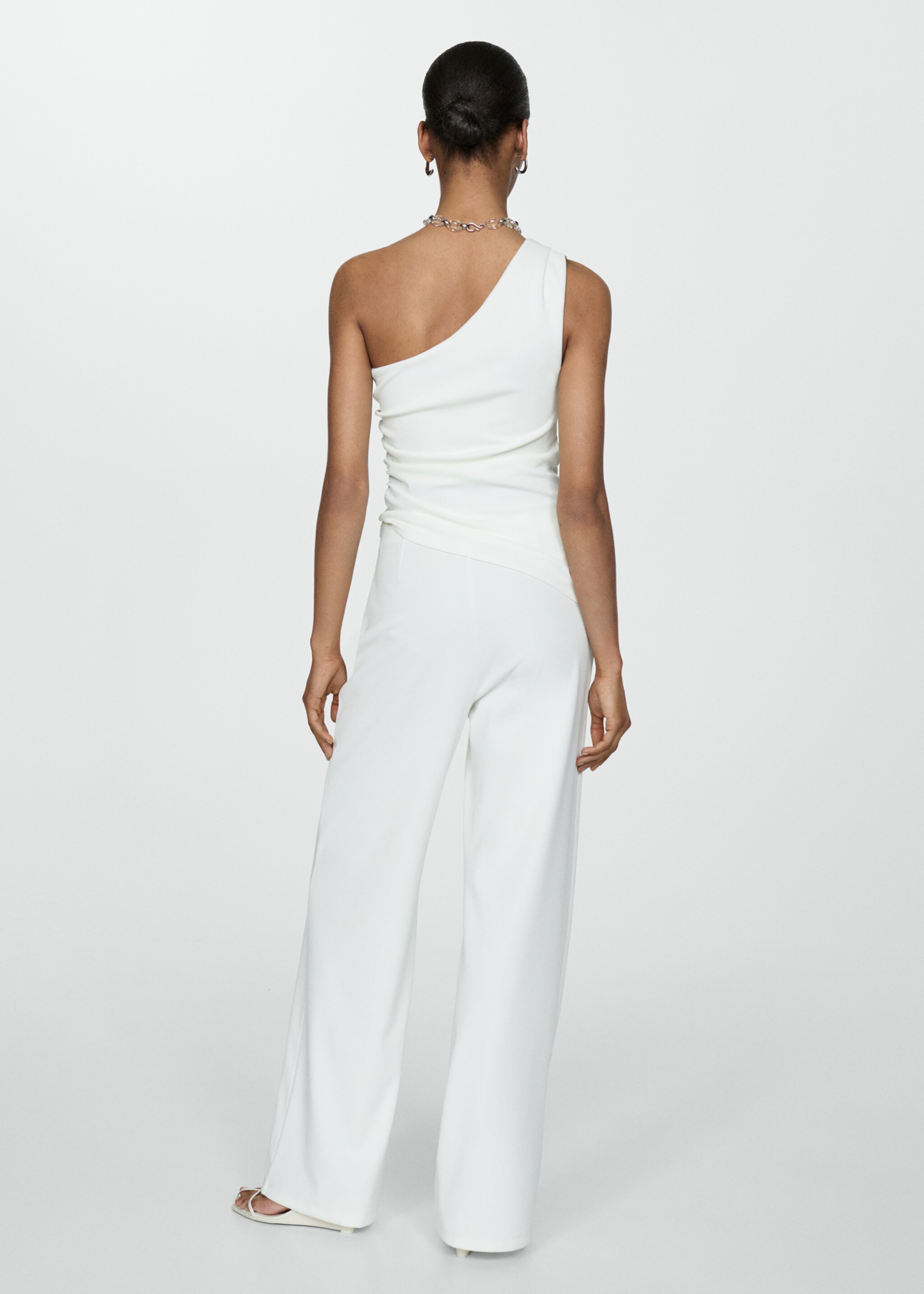 Asymmetrical draped top - Reverse of the article