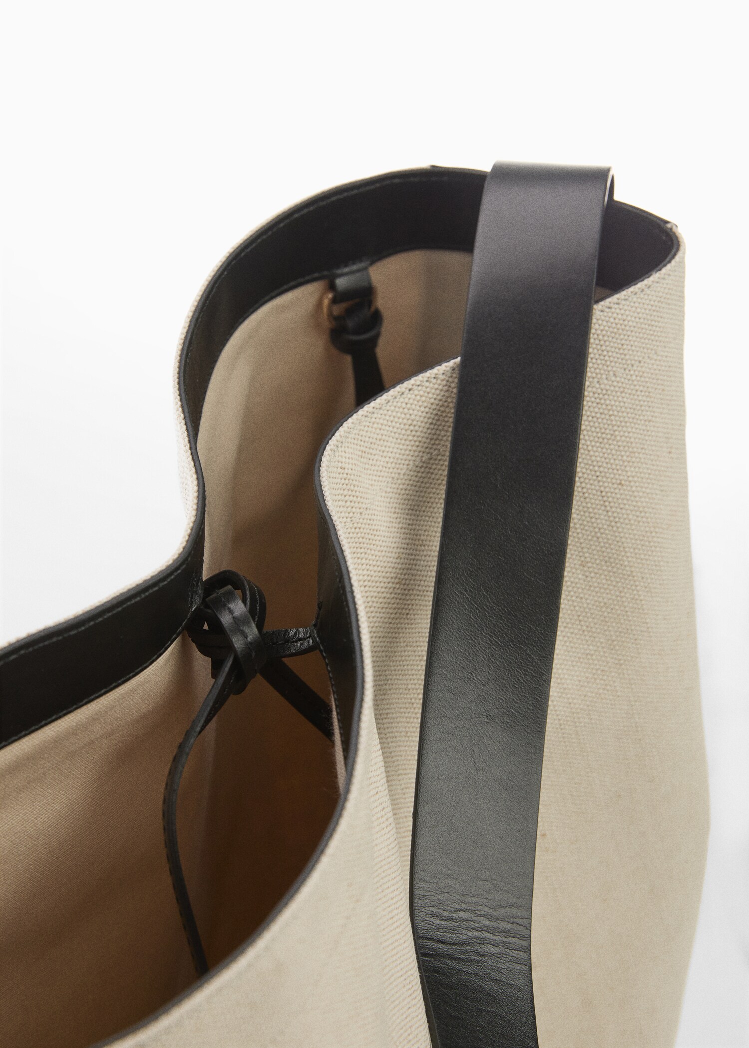 Canvas-Maxi-Tasche mit Lederkontrastdetails - Detail des Artikels 1