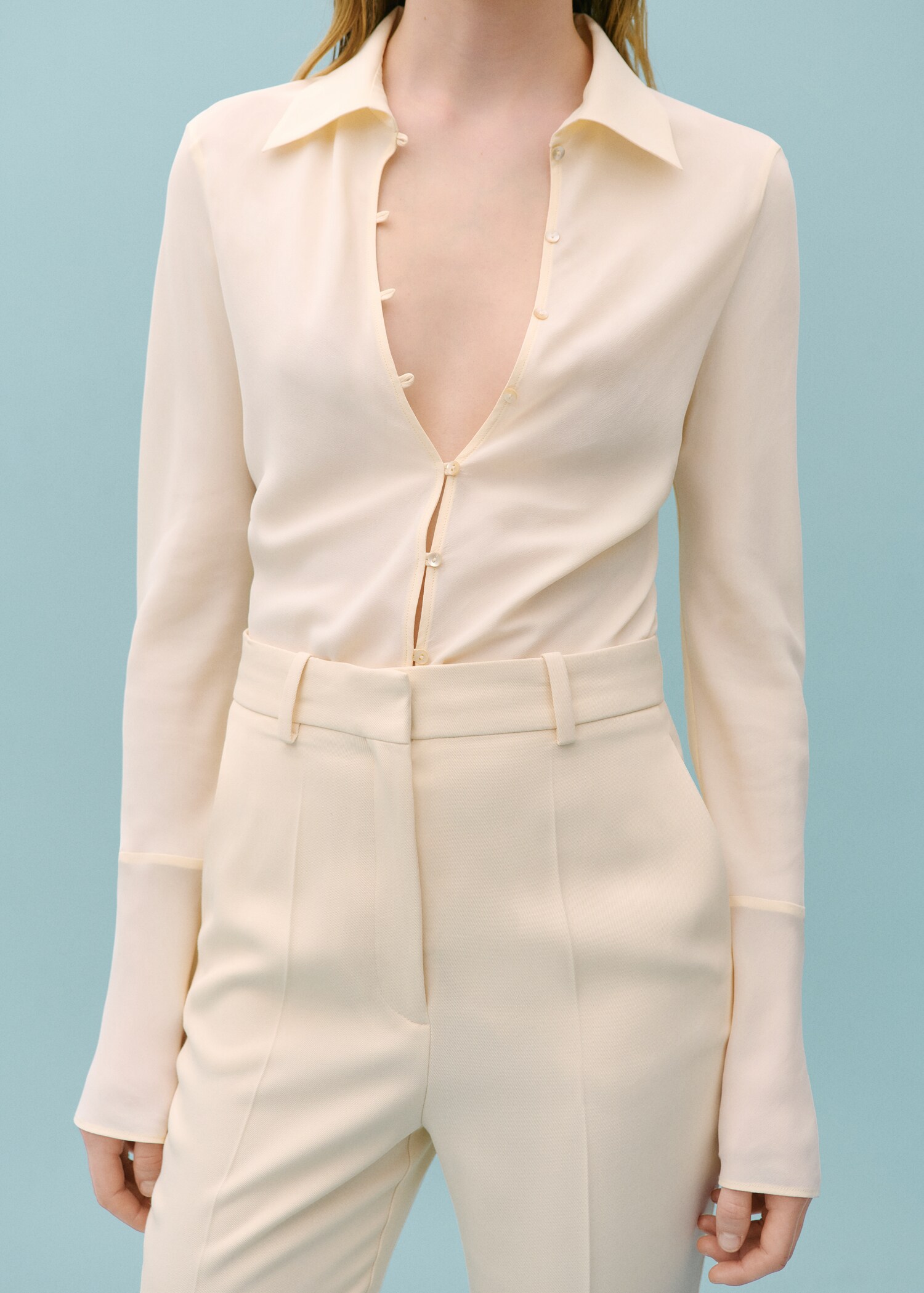 Chemise boutons soie mélangée - Plan moyen