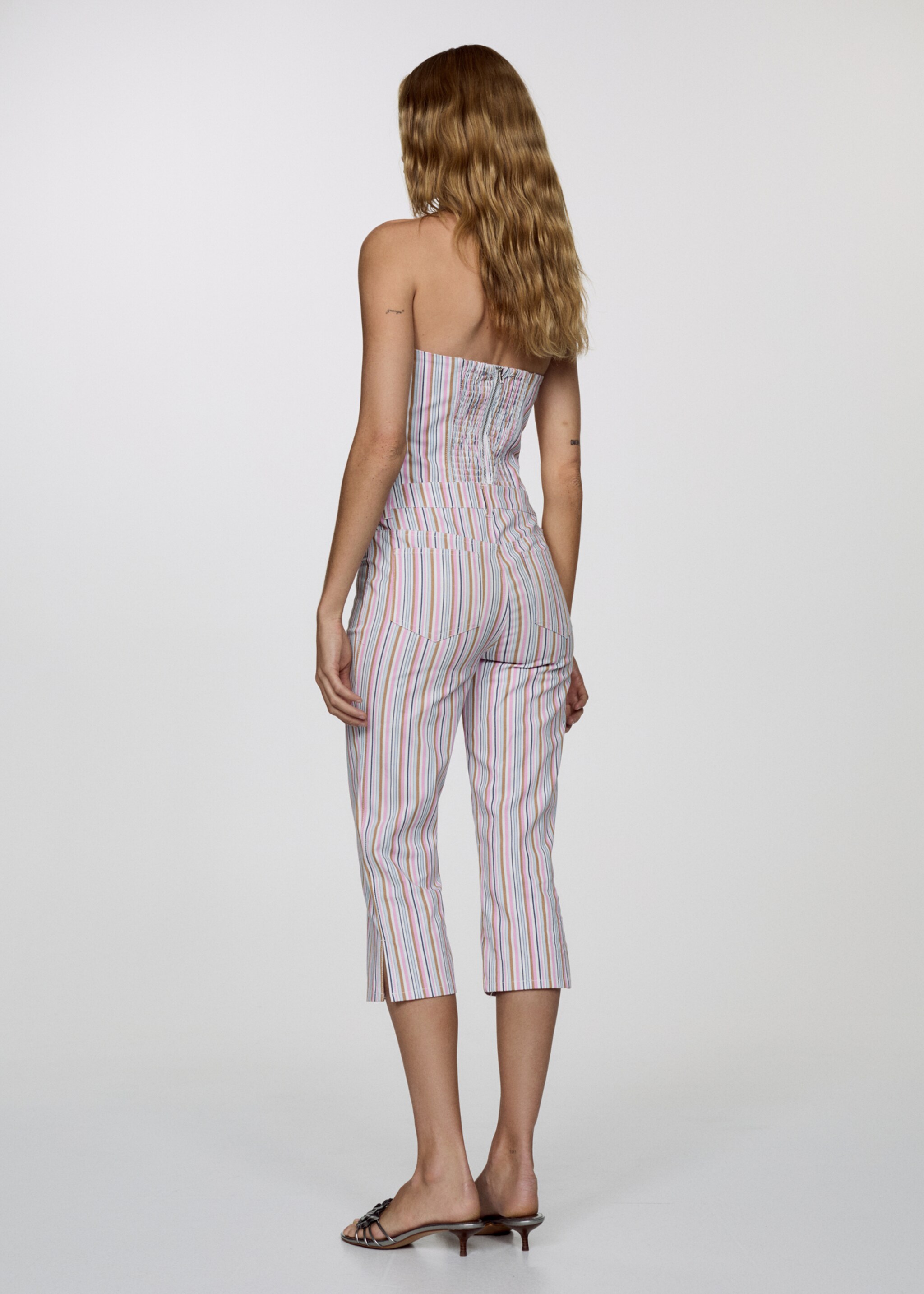 Striped capri jeans - Reverse of the article