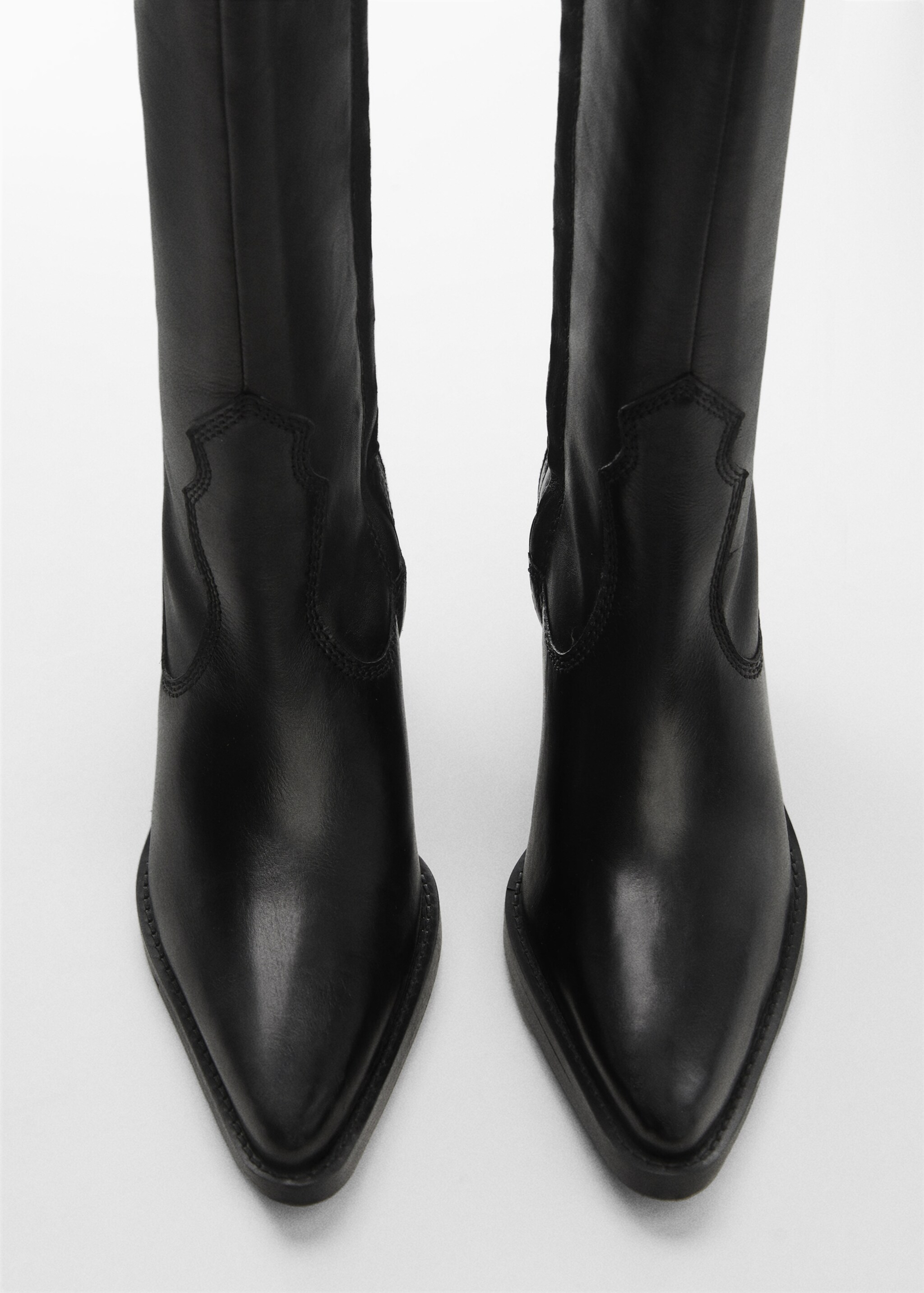 High heel leather boot - Details of the article 1, Black. Ref: 67040258-00.