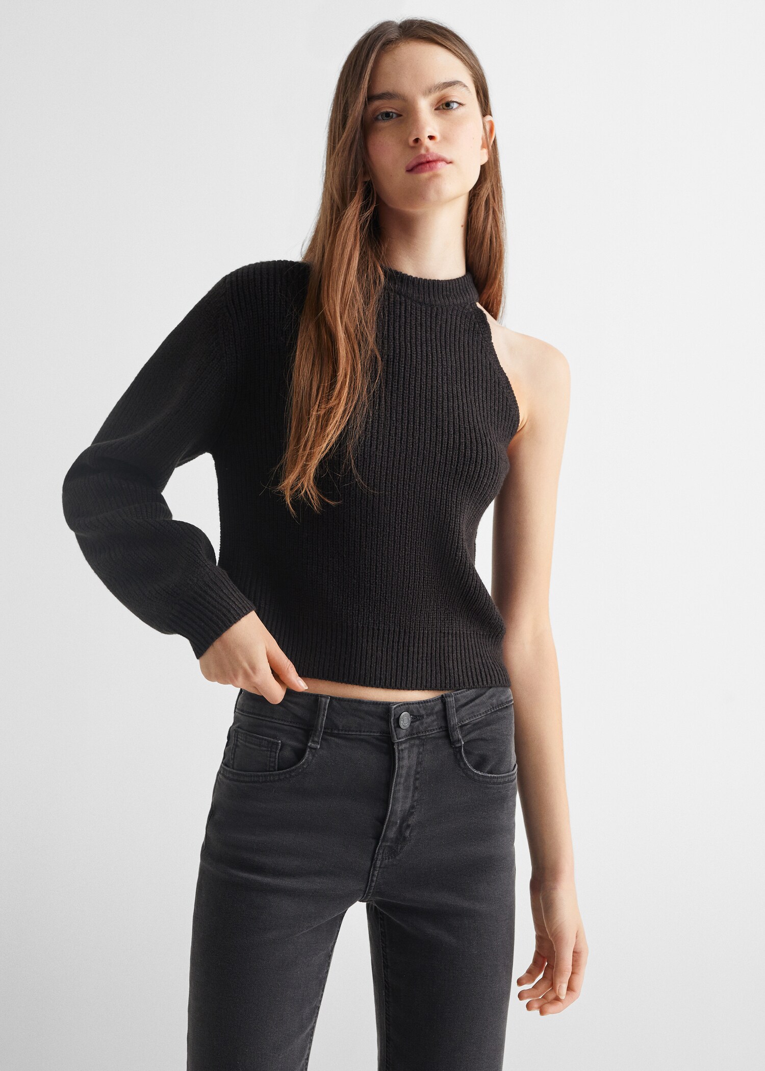 Asymmetrischer Strickpullover - Mittlere Ansicht